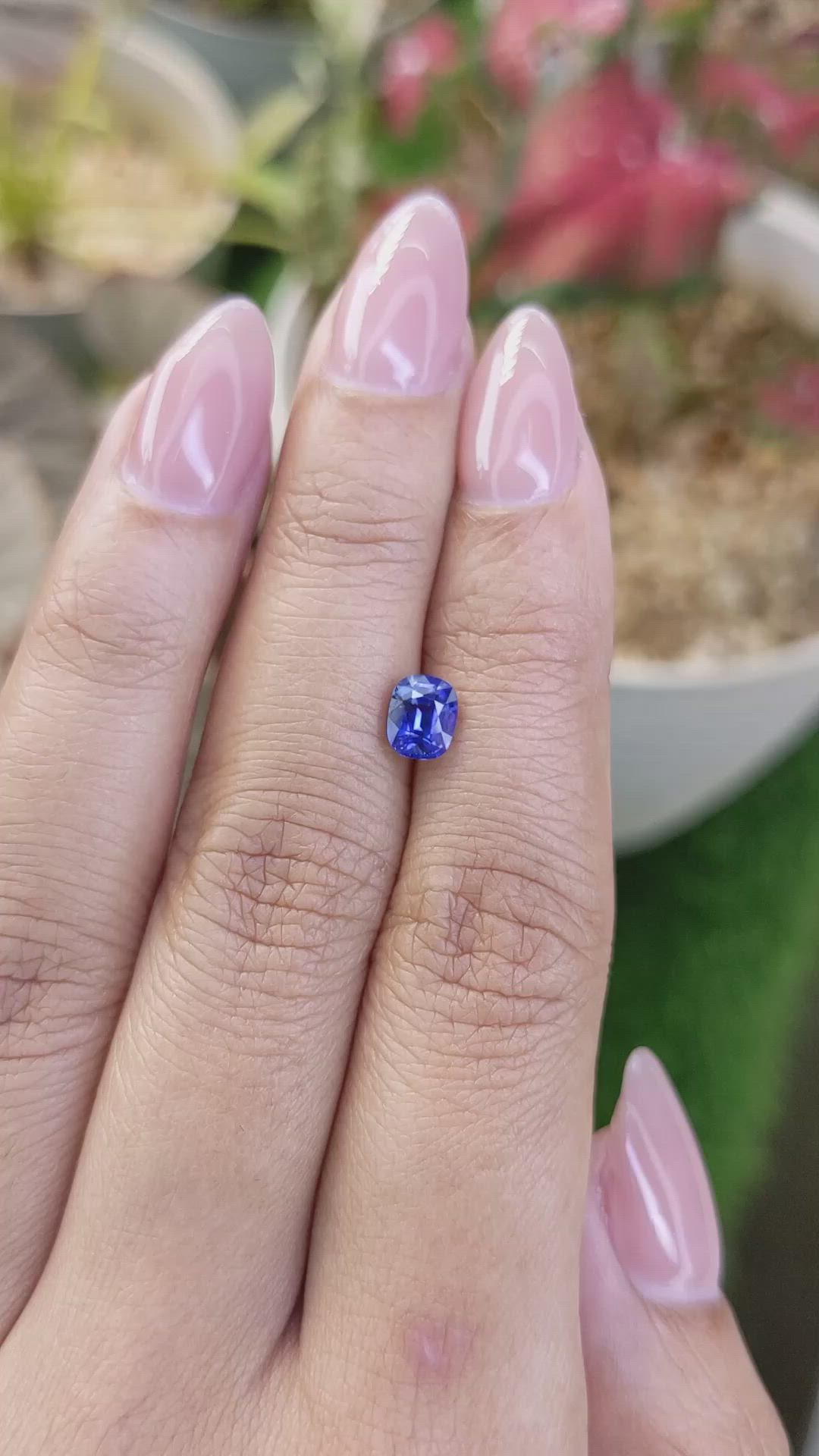 1.04 Ct. Purplish Blue Sapphire from Ceylon (Sri Lanka) Size Video