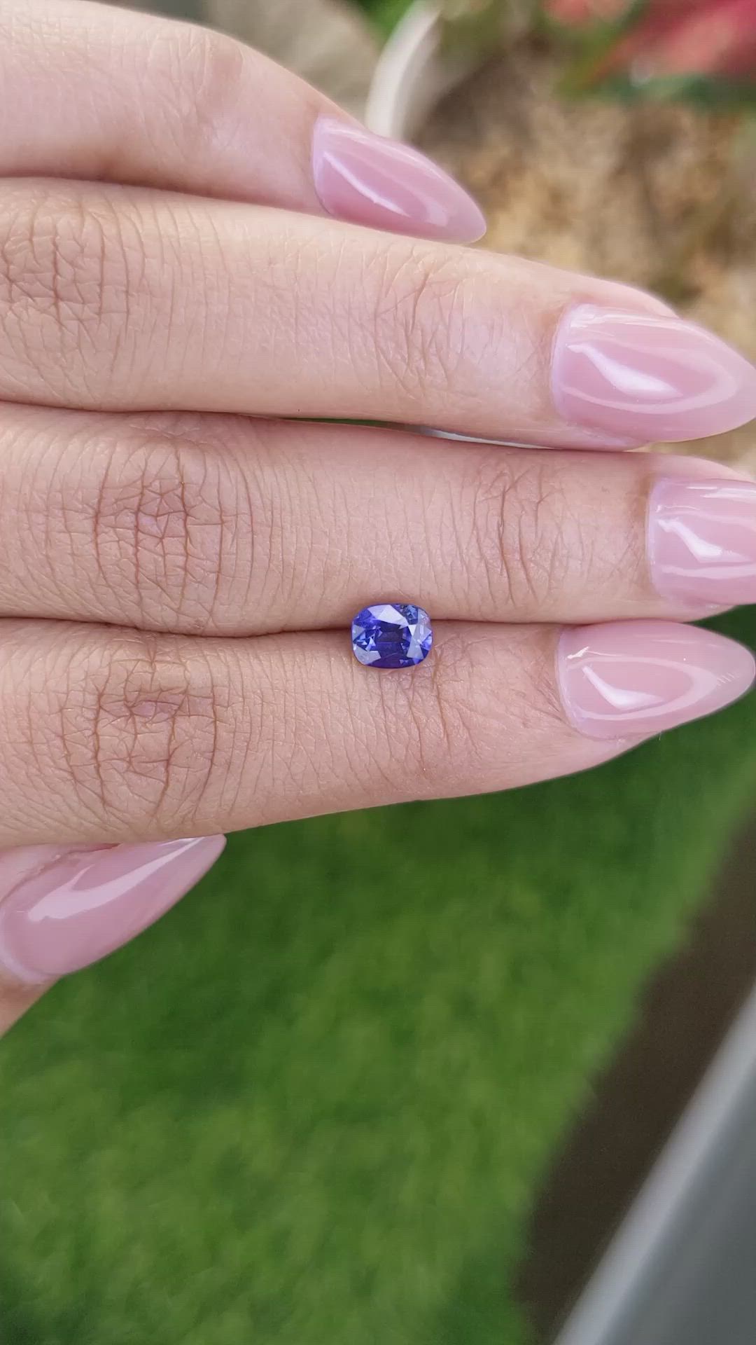1.04 Ct. Purplish Blue Sapphire from Ceylon (Sri Lanka) Size Video