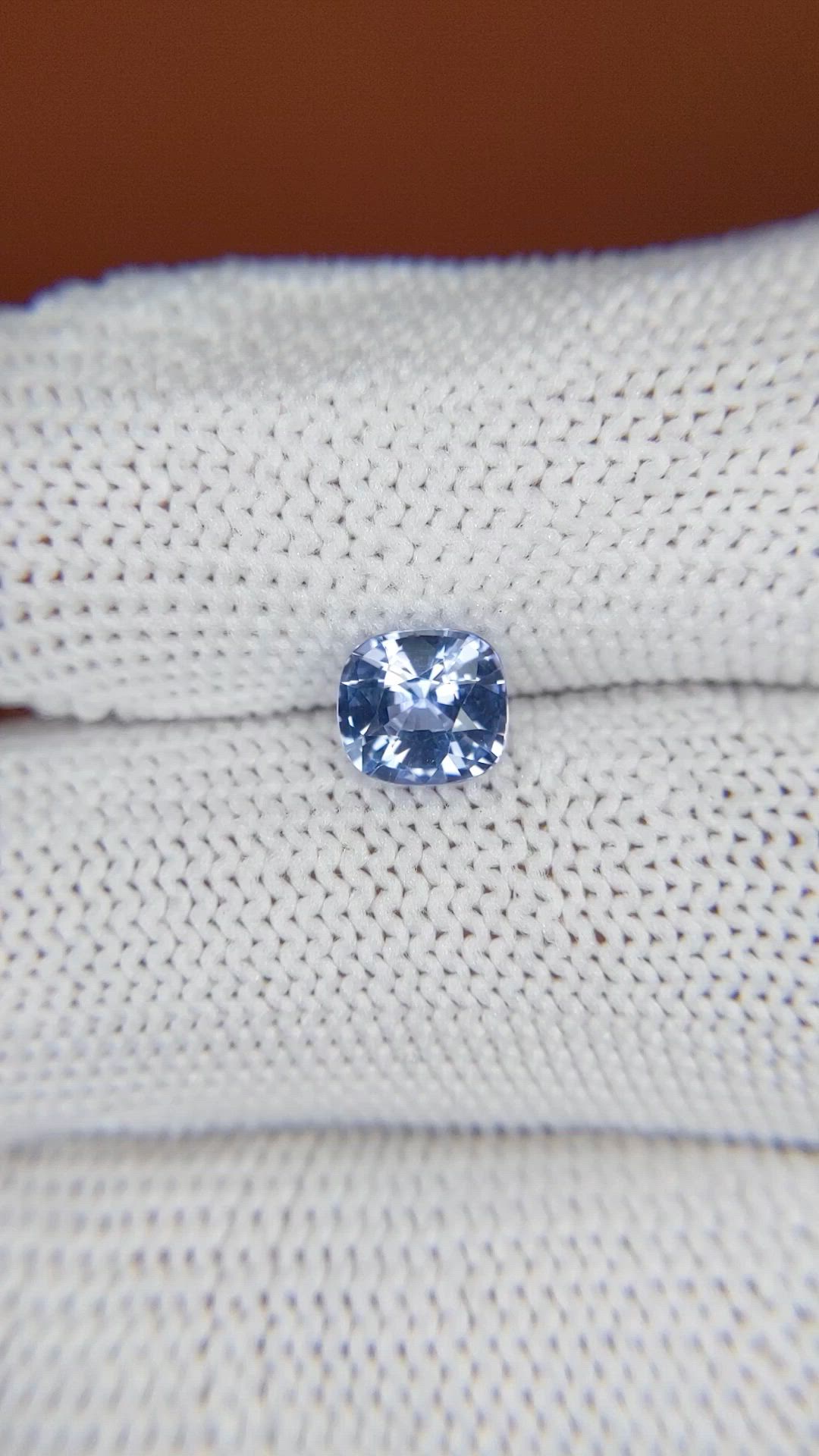 1.25 Ct. Blue Sapphire from Ceylon (Sri Lanka) Size Video