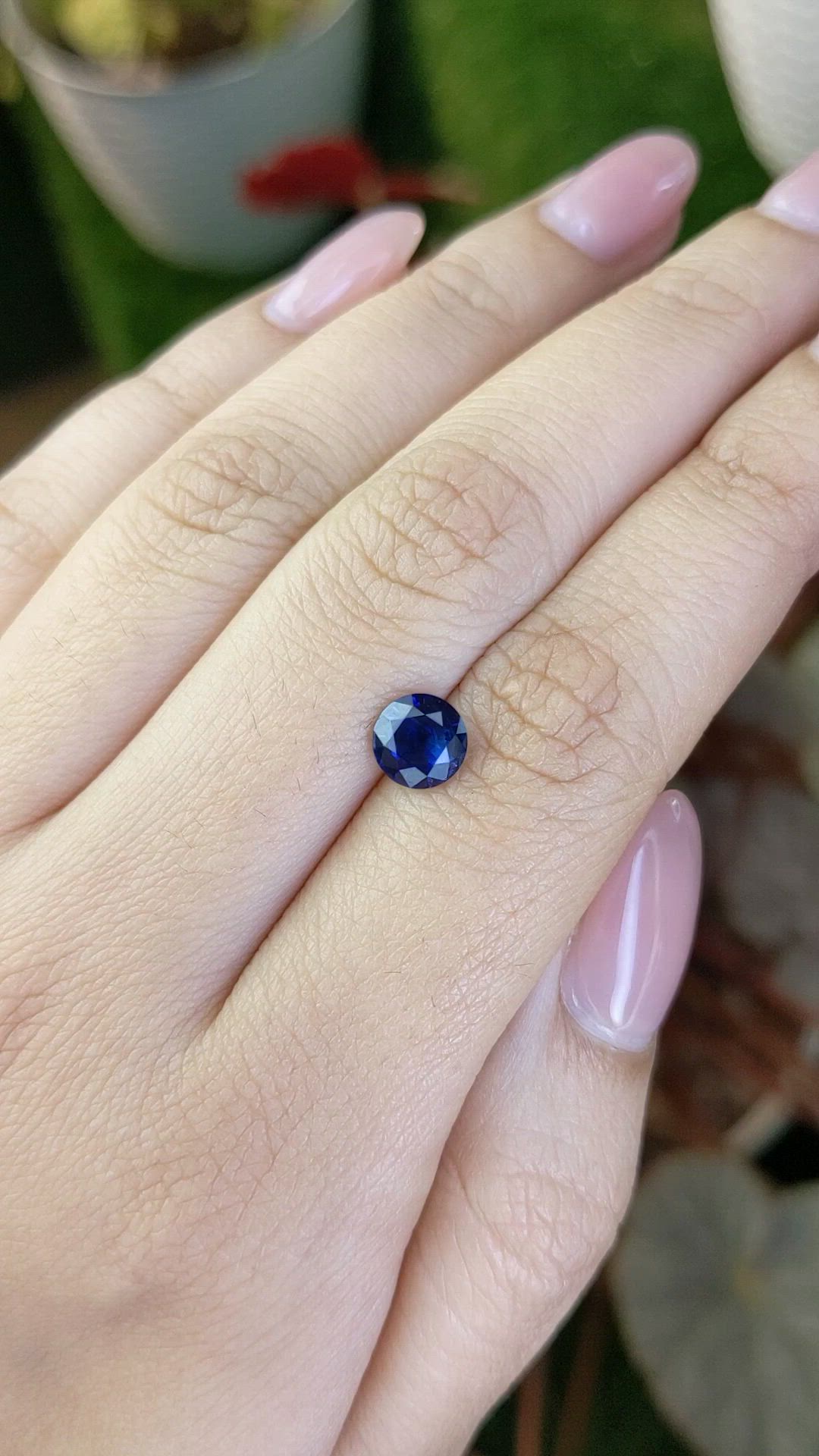 1.34 Ct. Blue Sapphire from Ceylon (Sri Lanka) Size Video