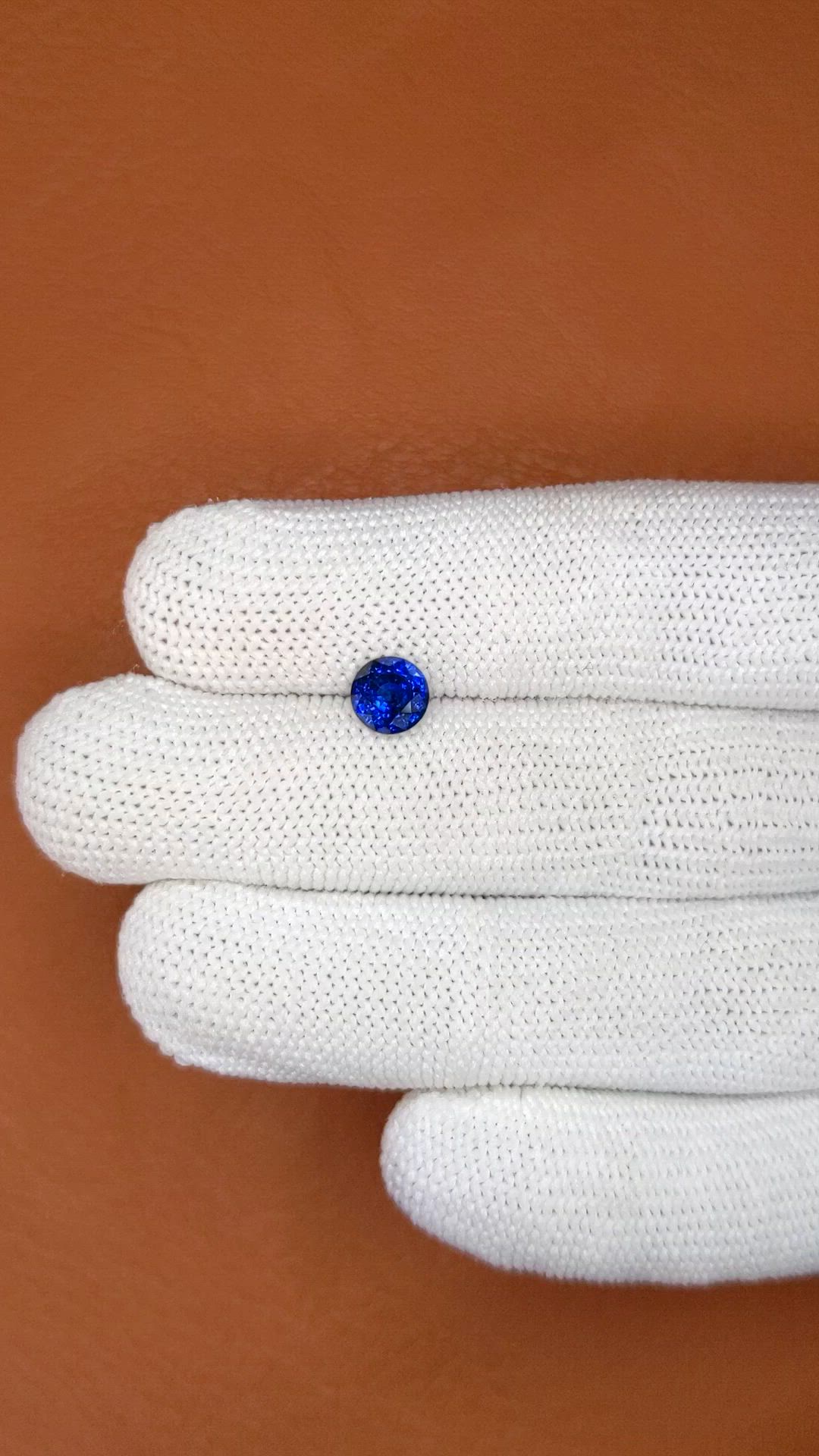 1.45 Ct. Blue Sapphire from Ceylon (Sri Lanka) Size Video