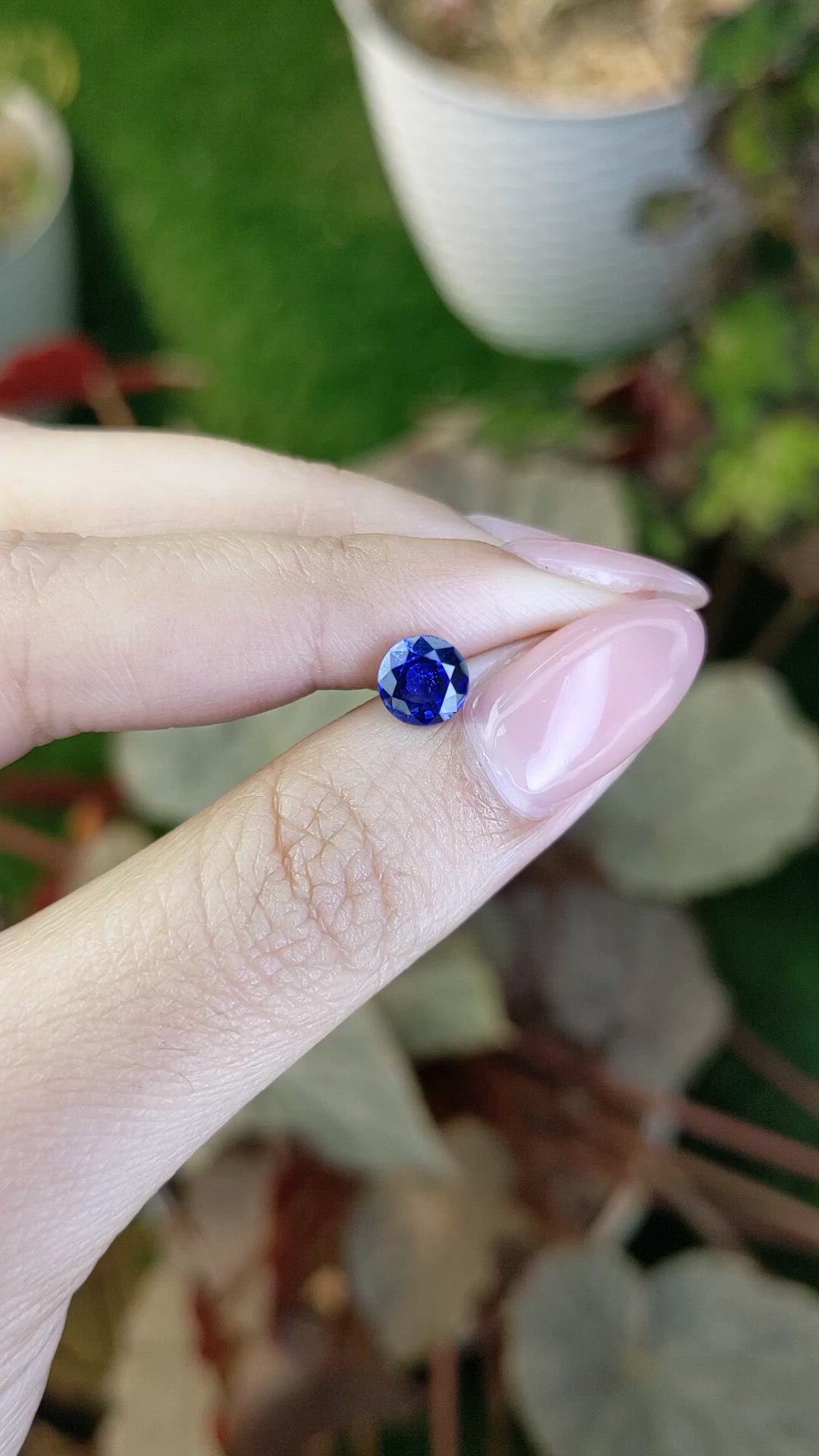 1.05 Ct. Blue Sapphire from Ceylon (Sri Lanka) Size Video