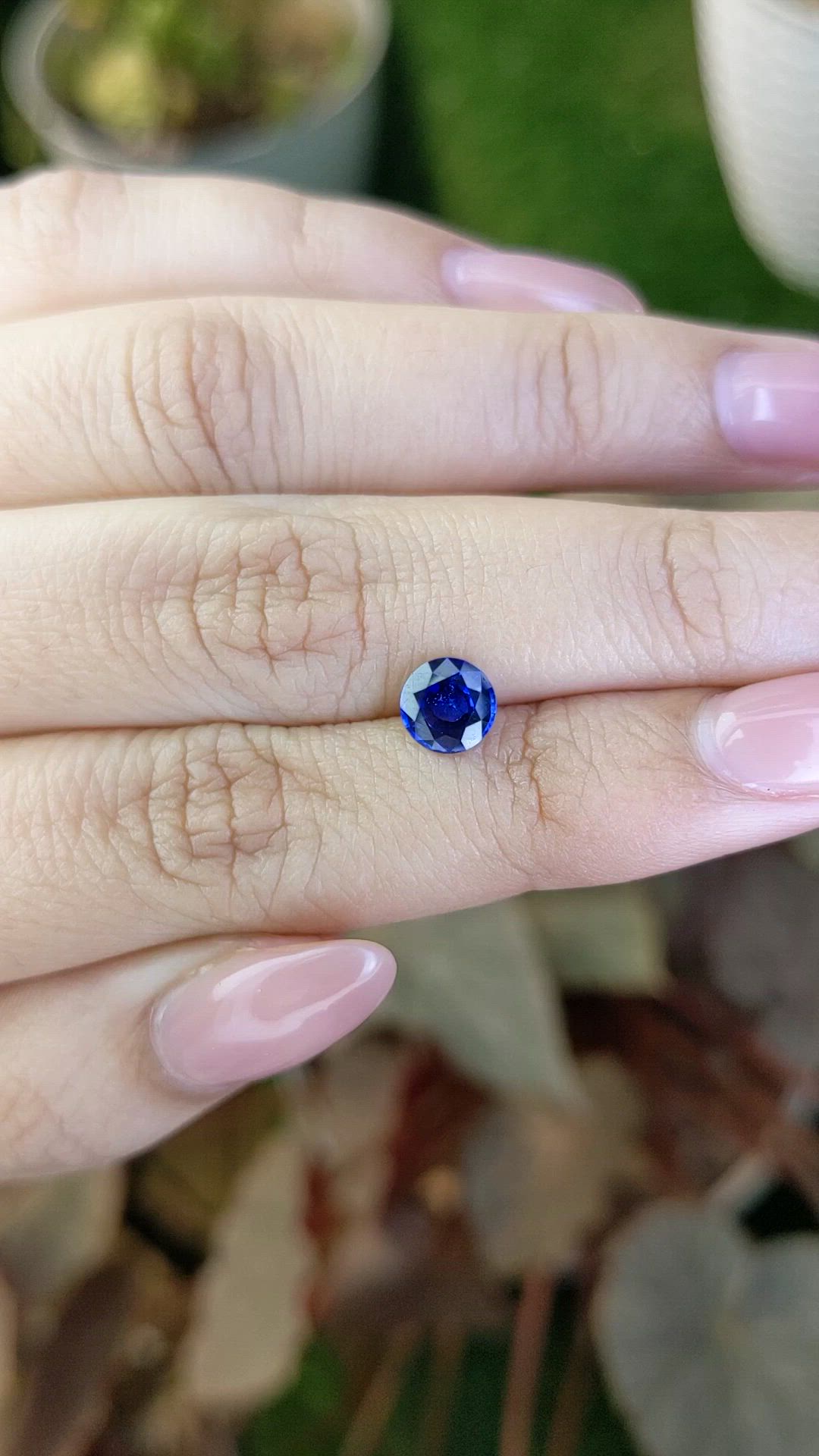 1.05 Ct. Blue Sapphire from Ceylon (Sri Lanka) Size Video