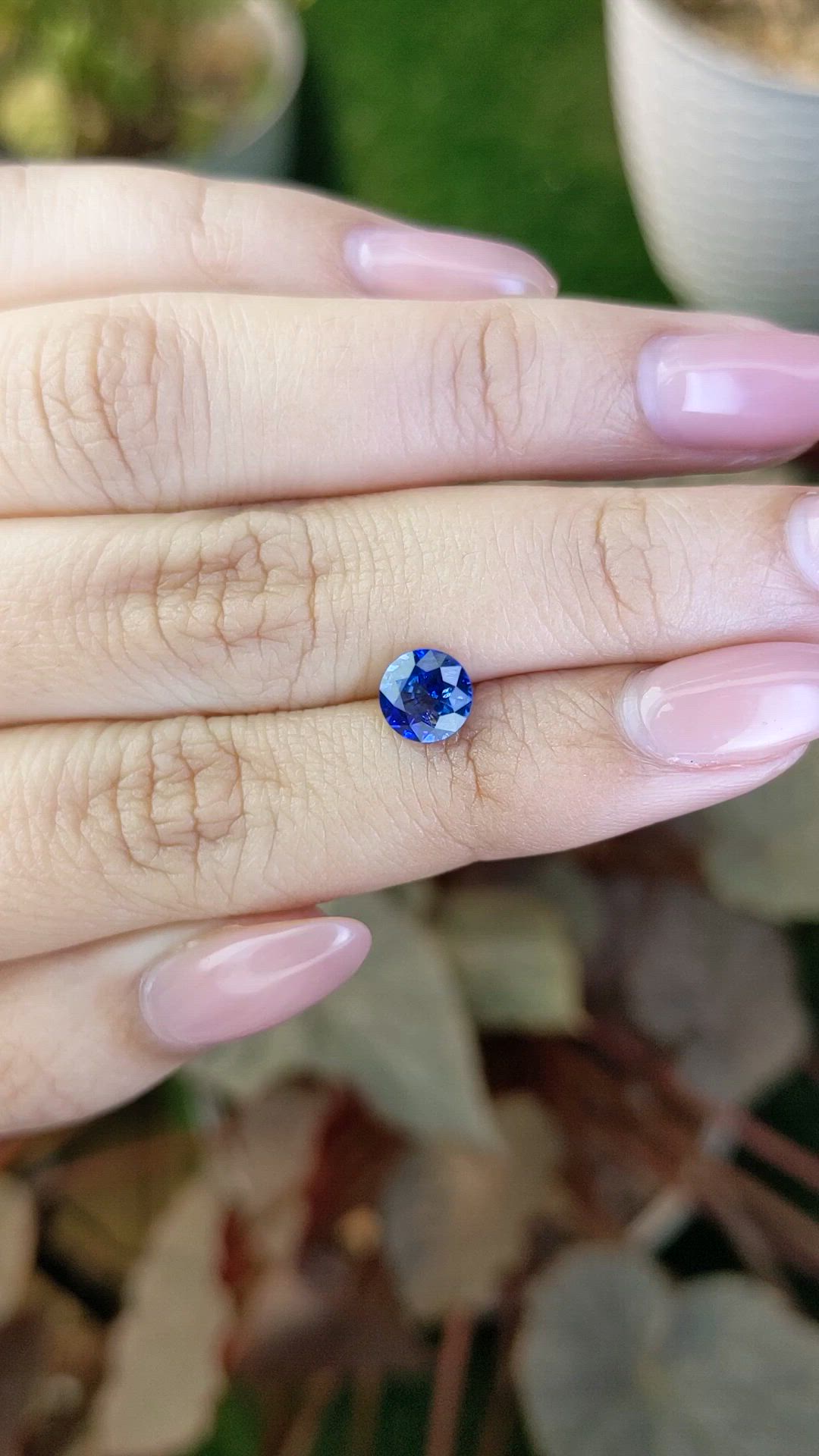 1.21 Ct. Blue Sapphire from Ceylon (Sri Lanka) Size Video