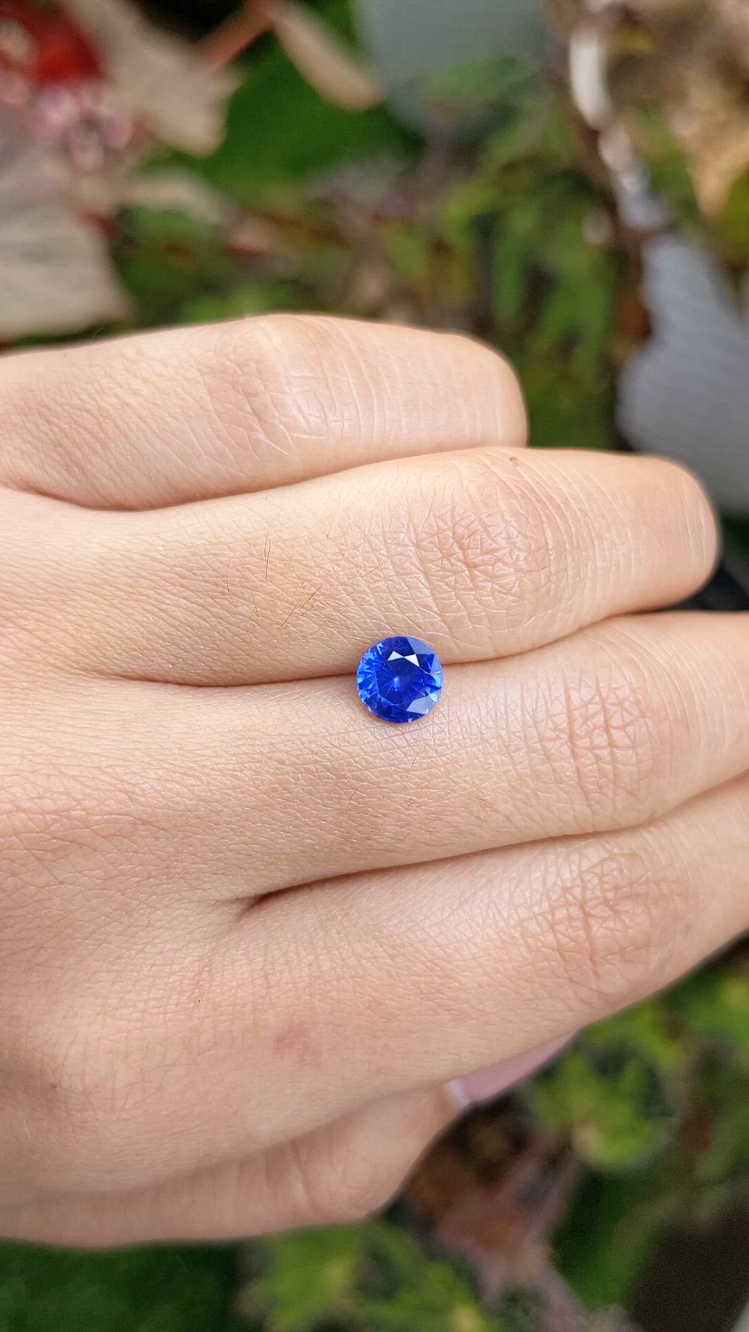 1.33 Ct. Blue Sapphire from Ceylon (Sri Lanka) Size Video