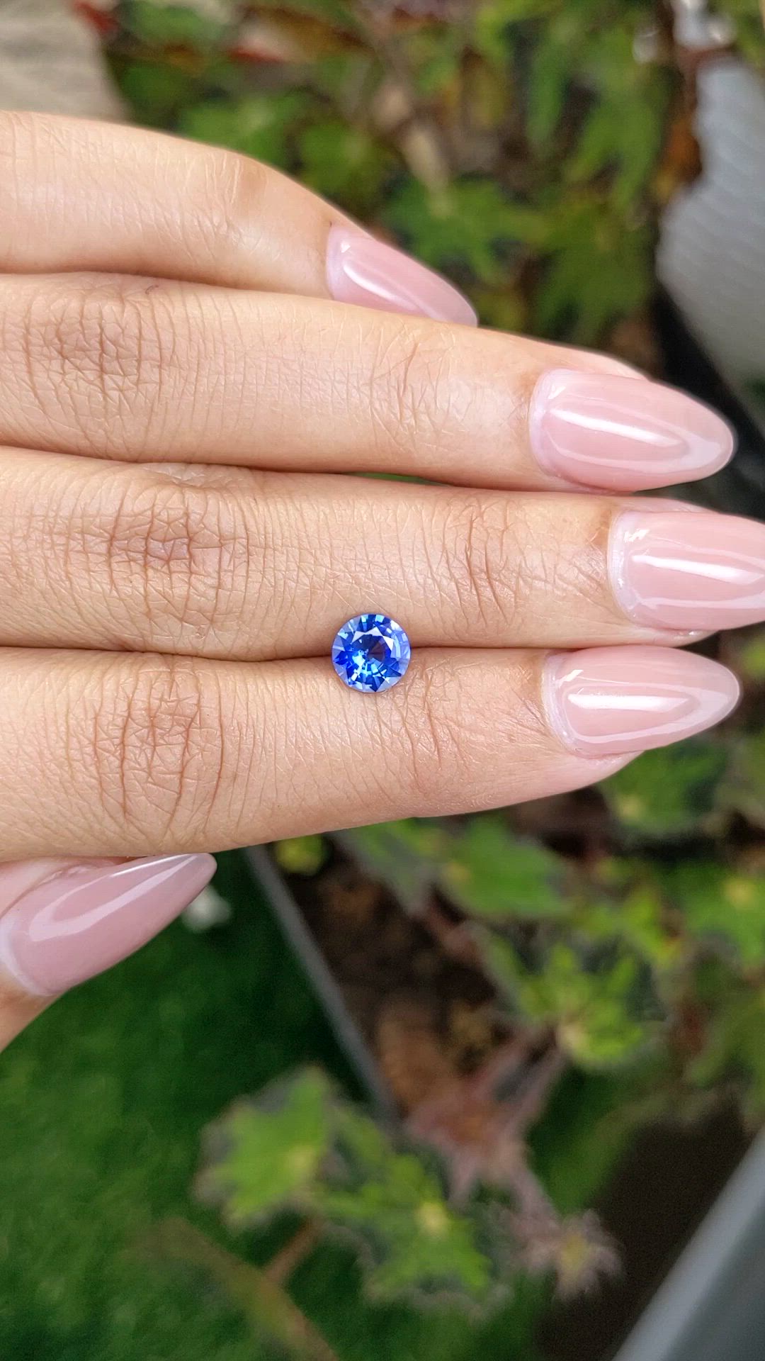 1.05 Ct. Blue Sapphire from Ceylon (Sri Lanka) Size Video