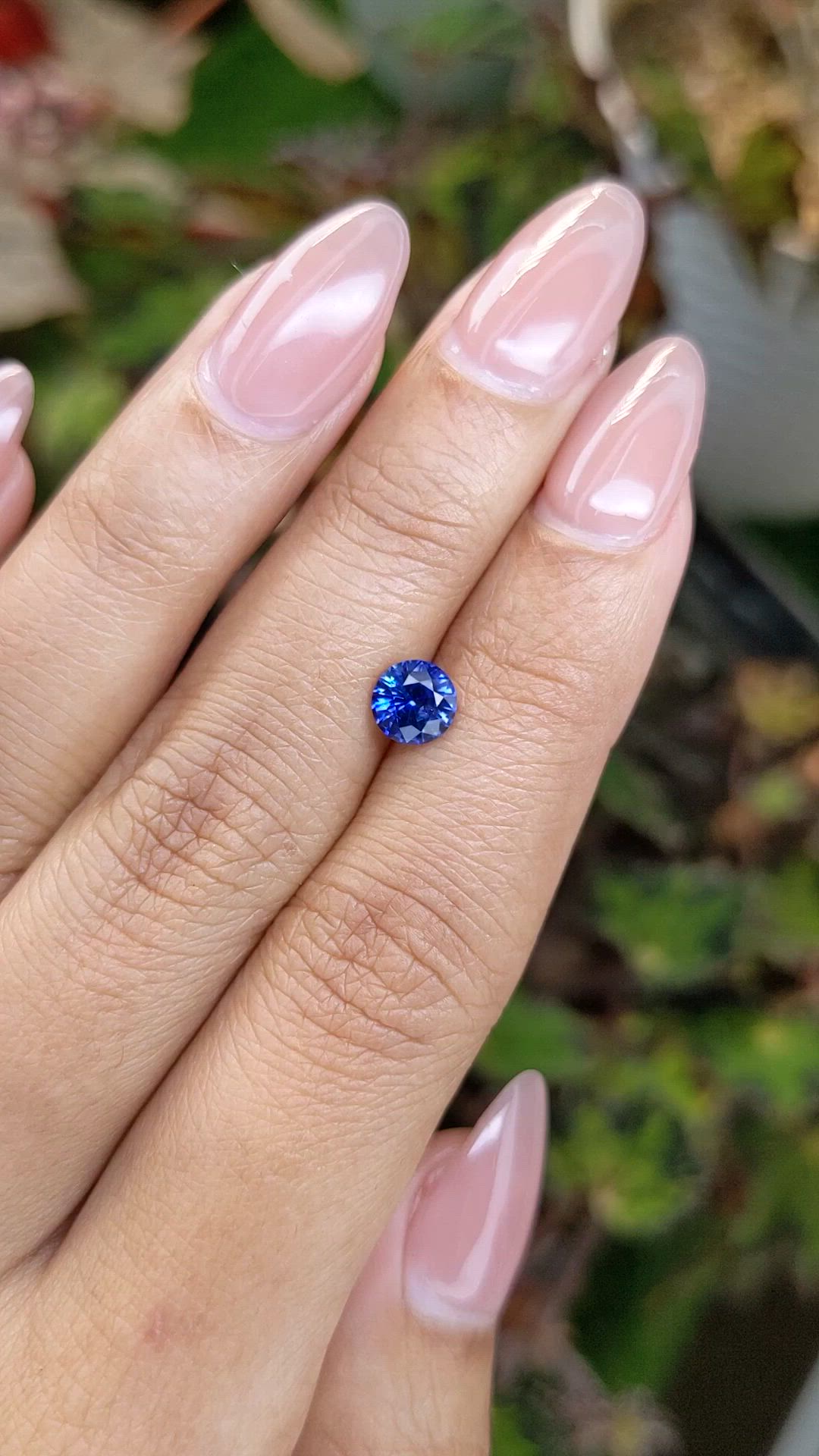 1.03 Ct. Blue Sapphire from Ceylon (Sri Lanka) Size Video