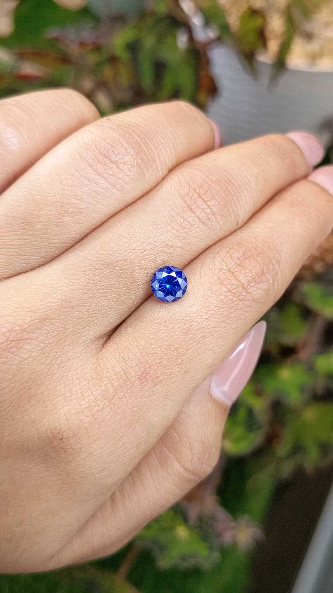 1.53 Ct. Blue Sapphire from Ceylon (Sri Lanka) Size Video