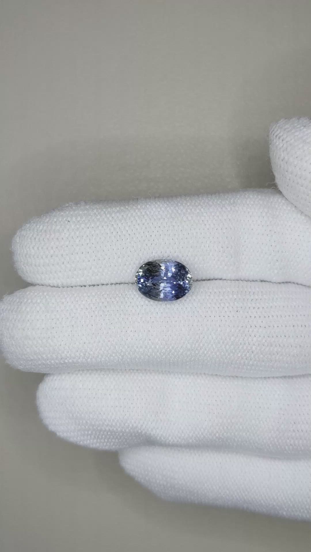 3.19 Ct. Bi Color / Parti Sapphire from Ceylon (Sri Lanka) Size Video