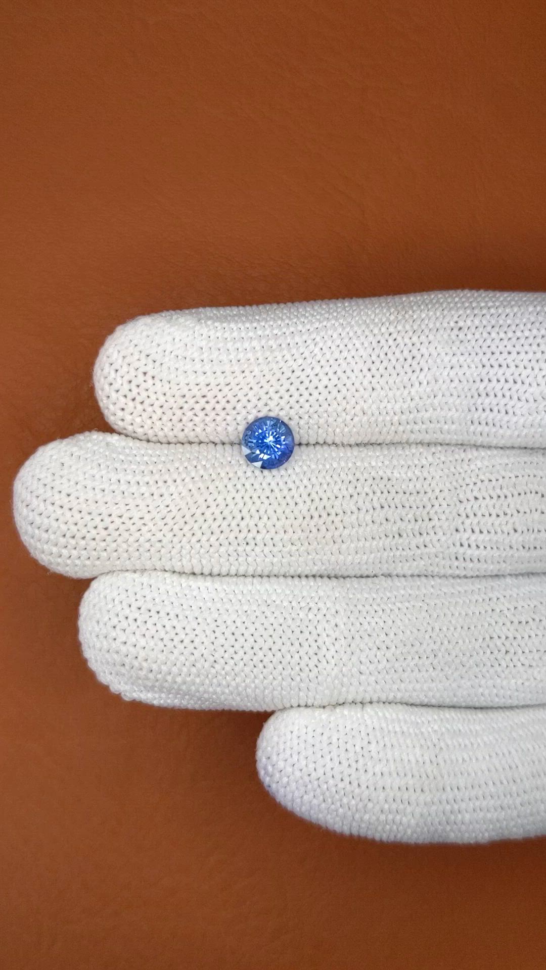 1.13 Ct. Blue Sapphire from Ceylon (Sri Lanka) Size Video