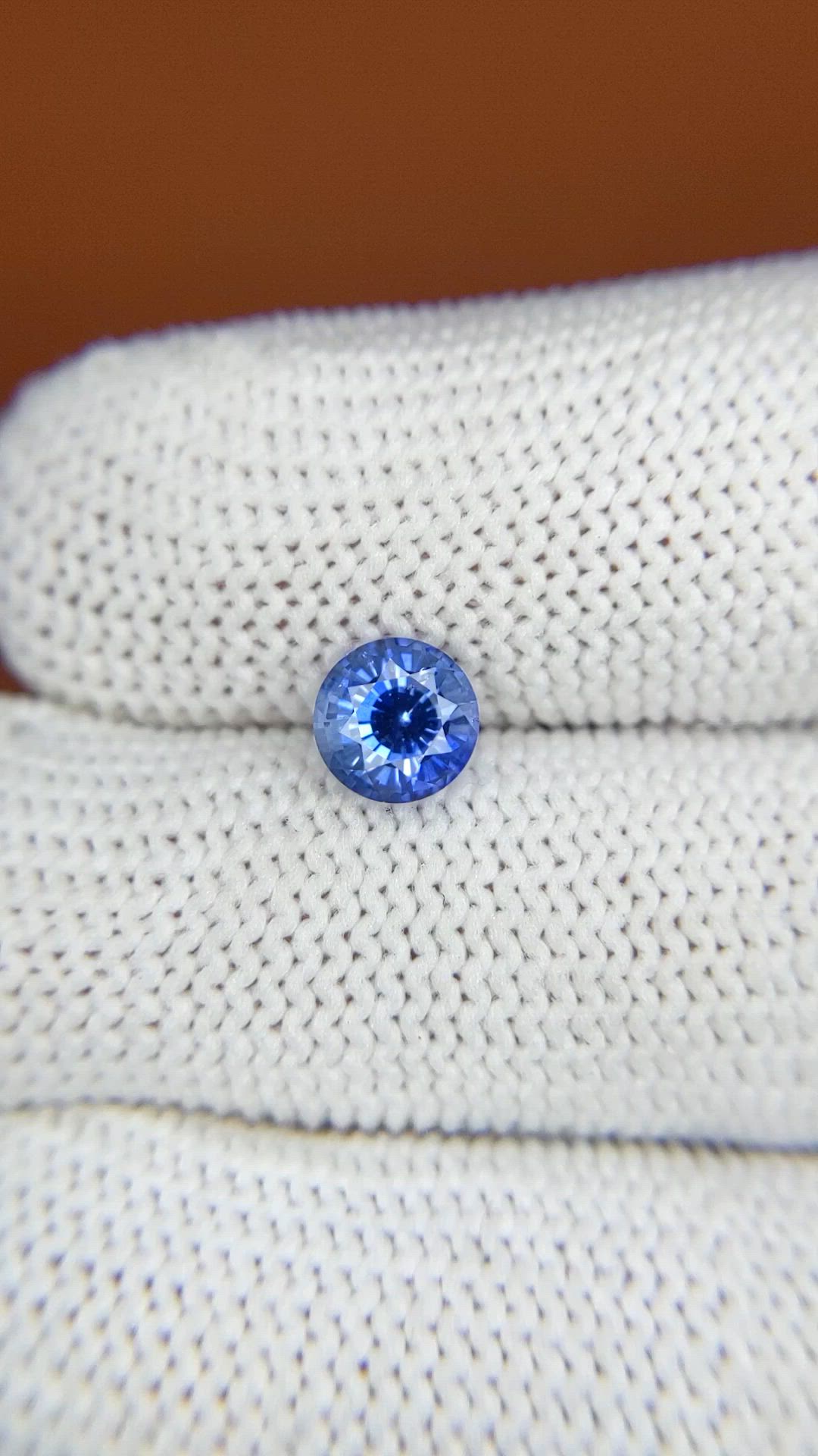 1.13 Ct. Blue Sapphire from Ceylon (Sri Lanka) Size Video
