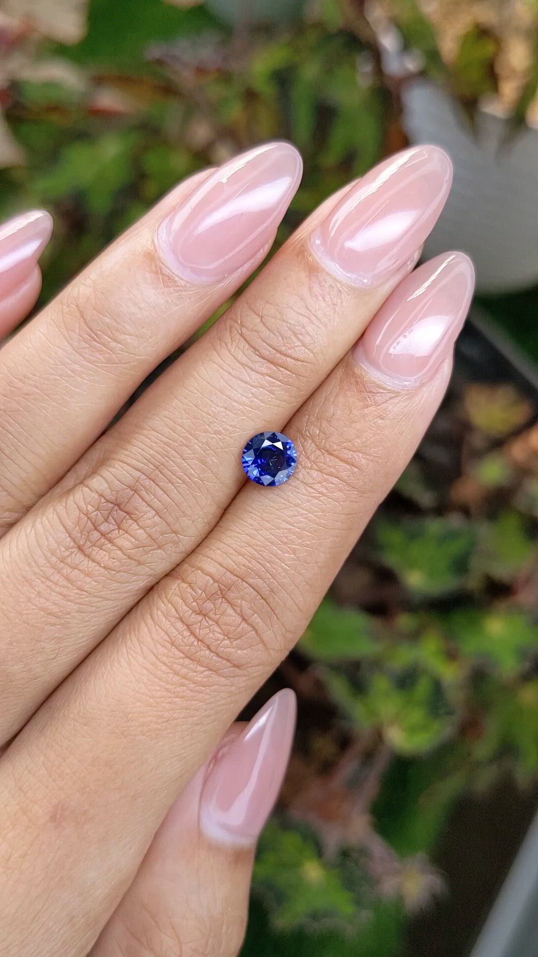 0.90 Ct. Blue Sapphire from Ceylon (Sri Lanka) Size Video