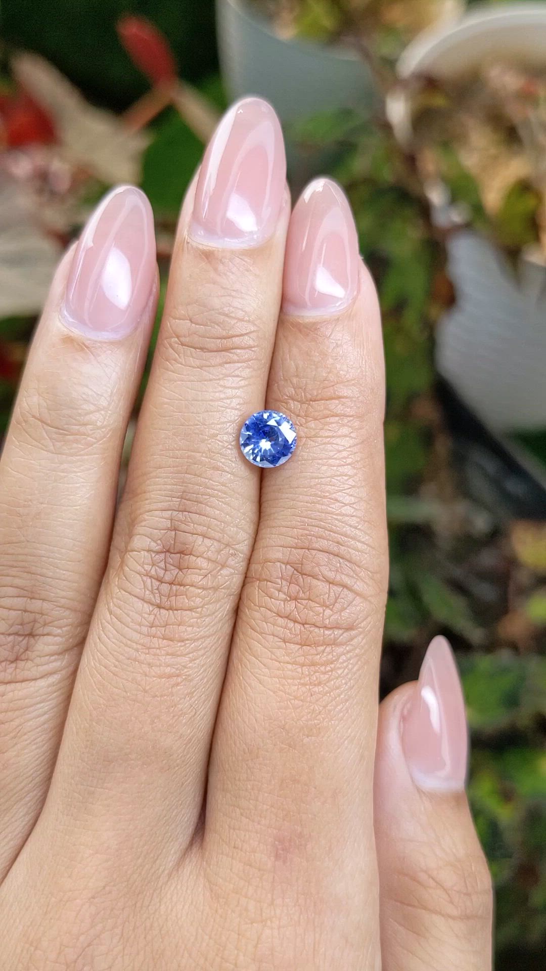 1.27 Ct. Blue Sapphire from Ceylon (Sri Lanka) Size Video