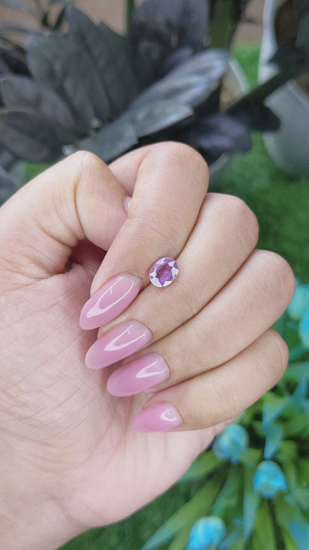 1.11 Ct. Pinkish Purple Sapphire from Ceylon (Sri Lanka) Size Video