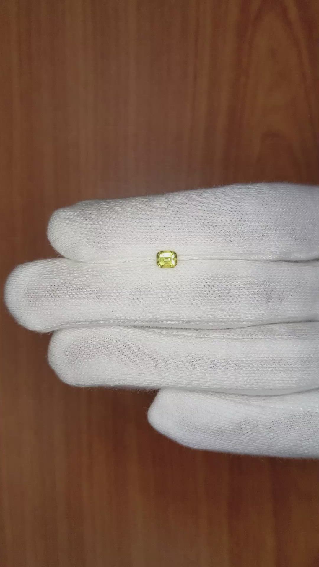0.49 Ct. Yellow Sapphire from Ceylon (Sri Lanka) Size Video
