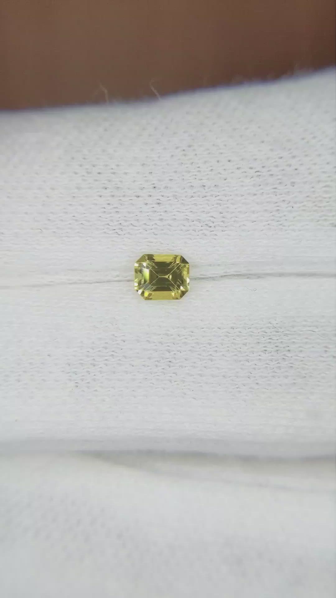 0.49 Ct. Yellow Sapphire from Ceylon (Sri Lanka) Size Video