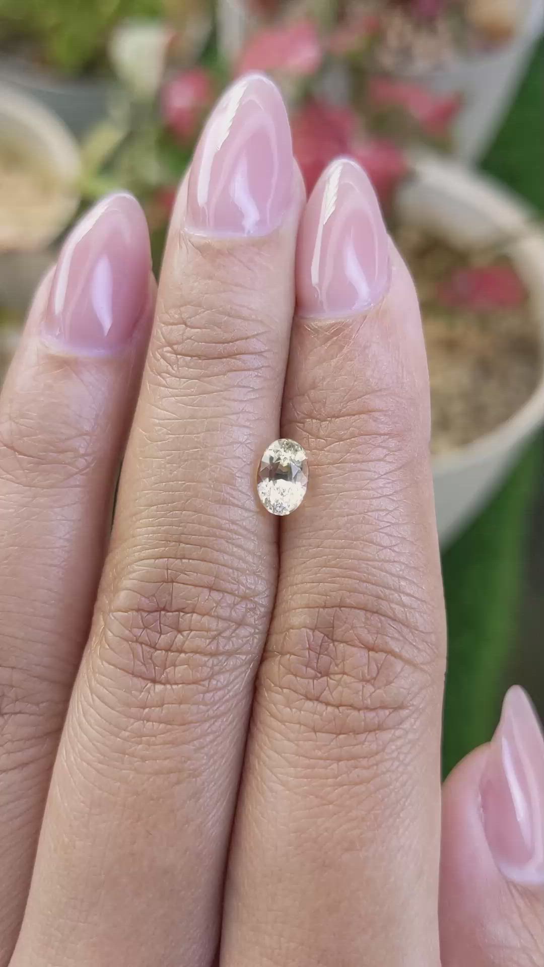 1.14 Ct. Yellow Sapphire from Ceylon (Sri Lanka) Size Video