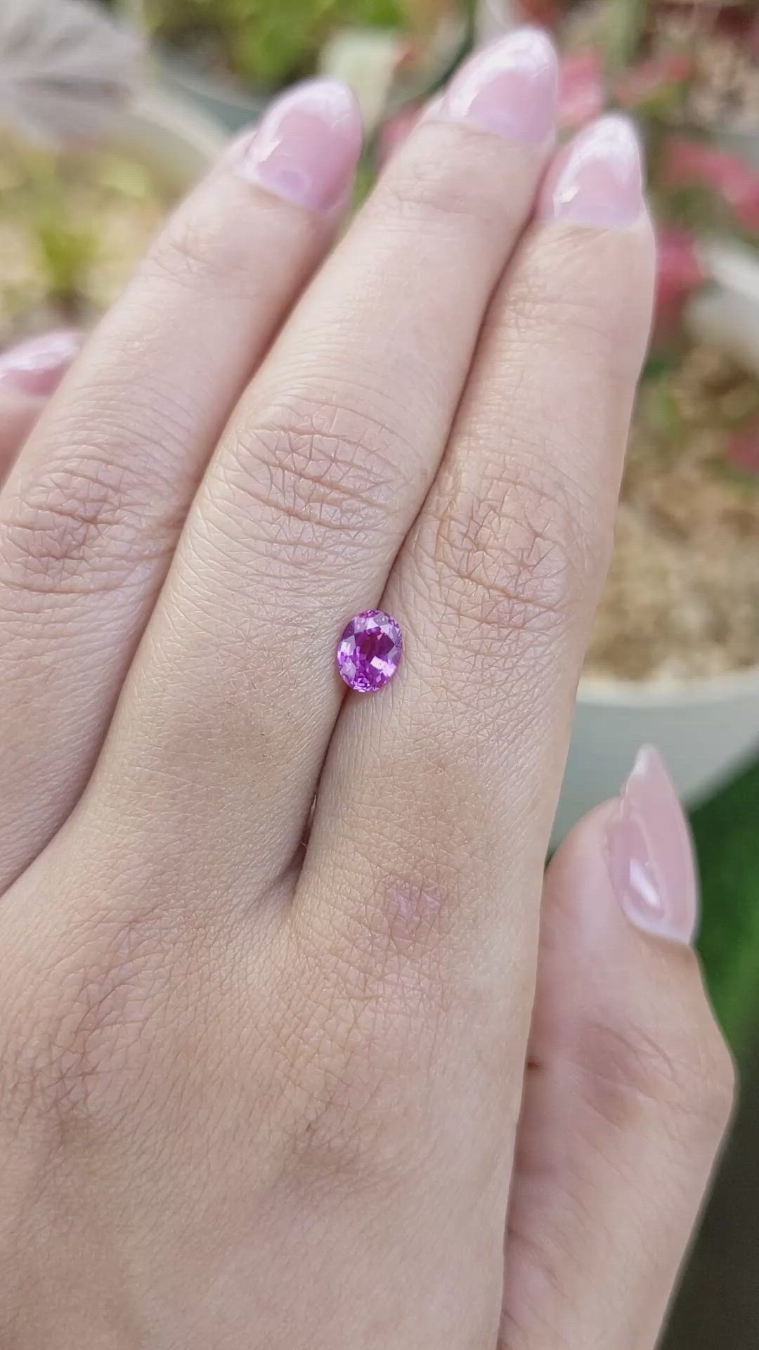 0.79 Ct. Pinkish Purple Sapphire from Ceylon (Sri Lanka) Size Video