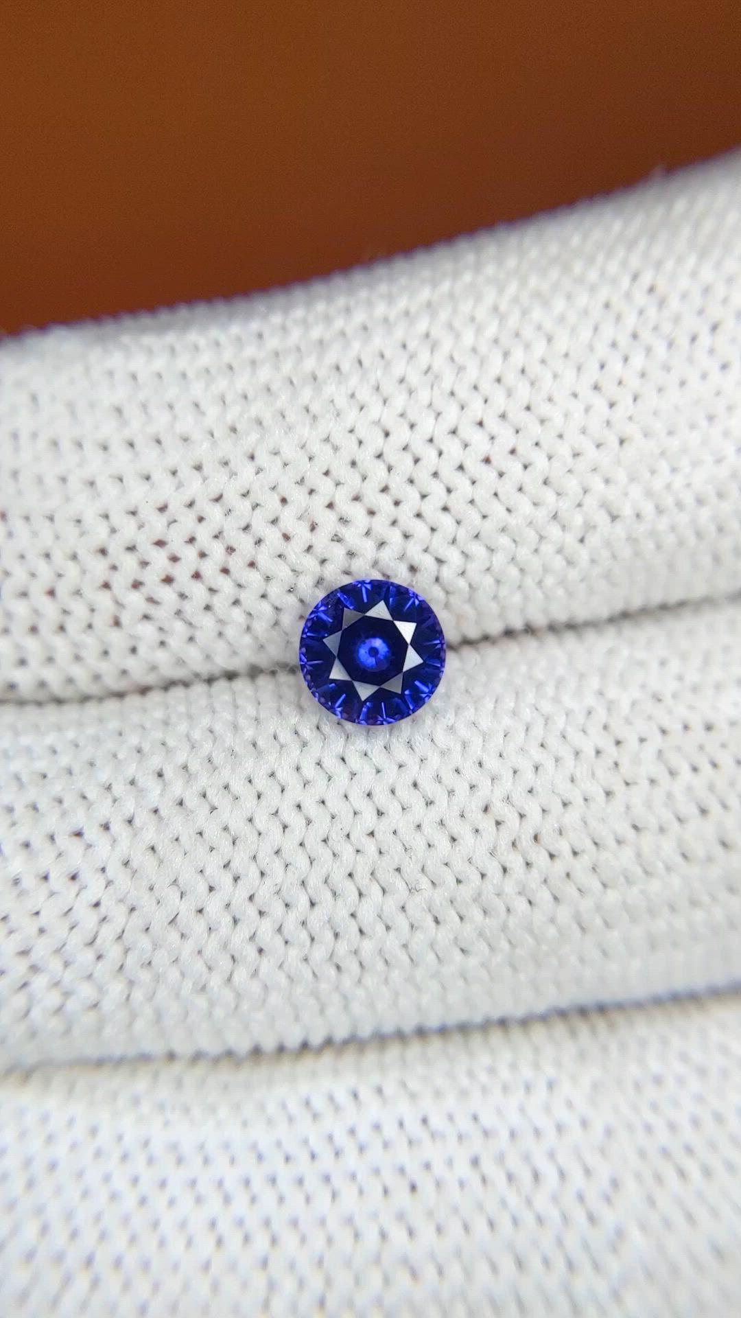 1.09 Ct. Color Change Sapphire from Ceylon (Sri Lanka) Size Video