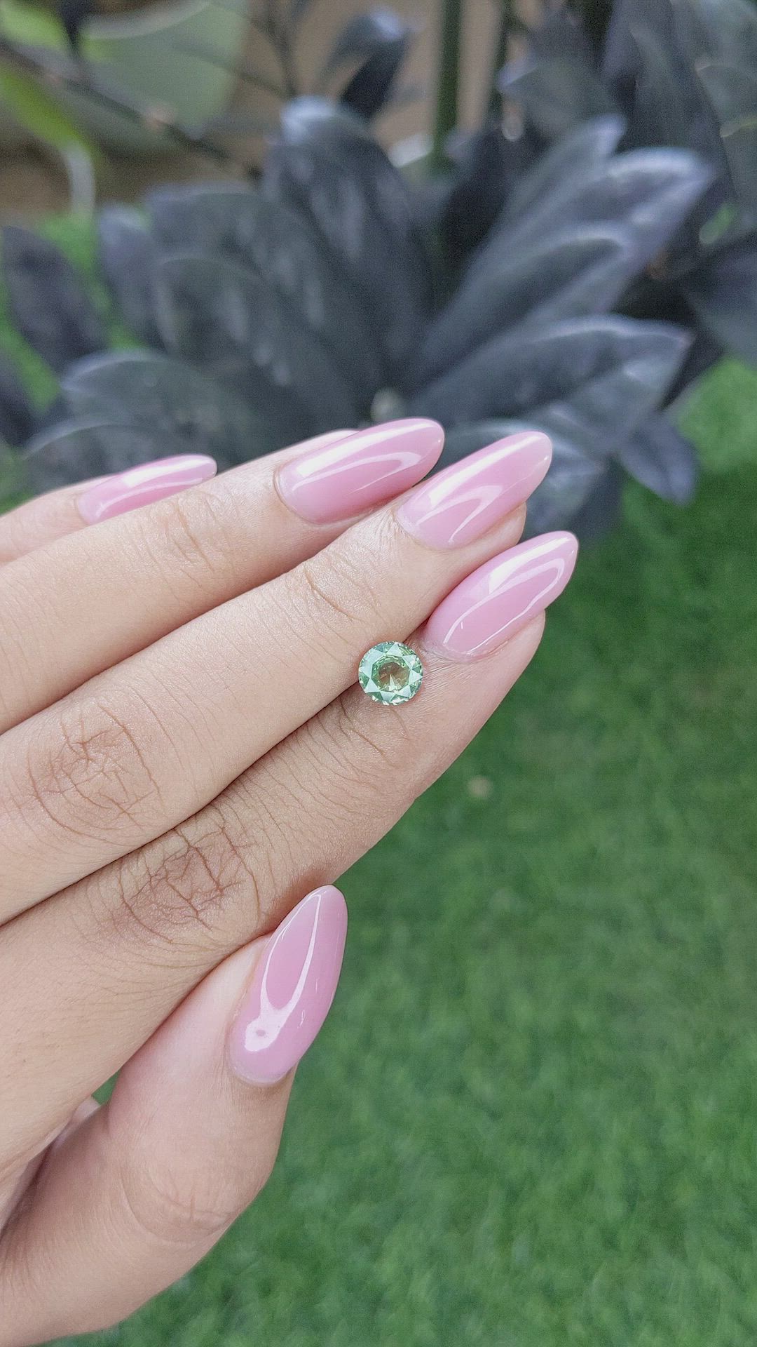 1.00 Ct. Yellowish Green Sapphire from Madagascar Size Video