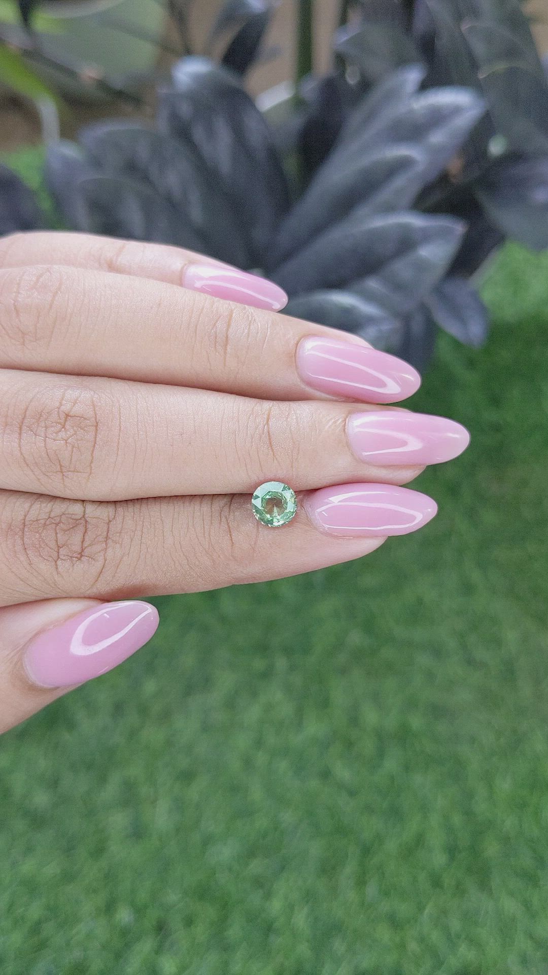 1.00 Ct. Yellowish Green Sapphire from Madagascar Size Video