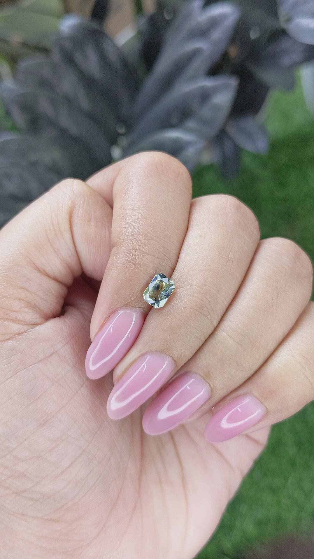 1.02 Ct. Bi Color / Parti Sapphire from Madagascar Size Video