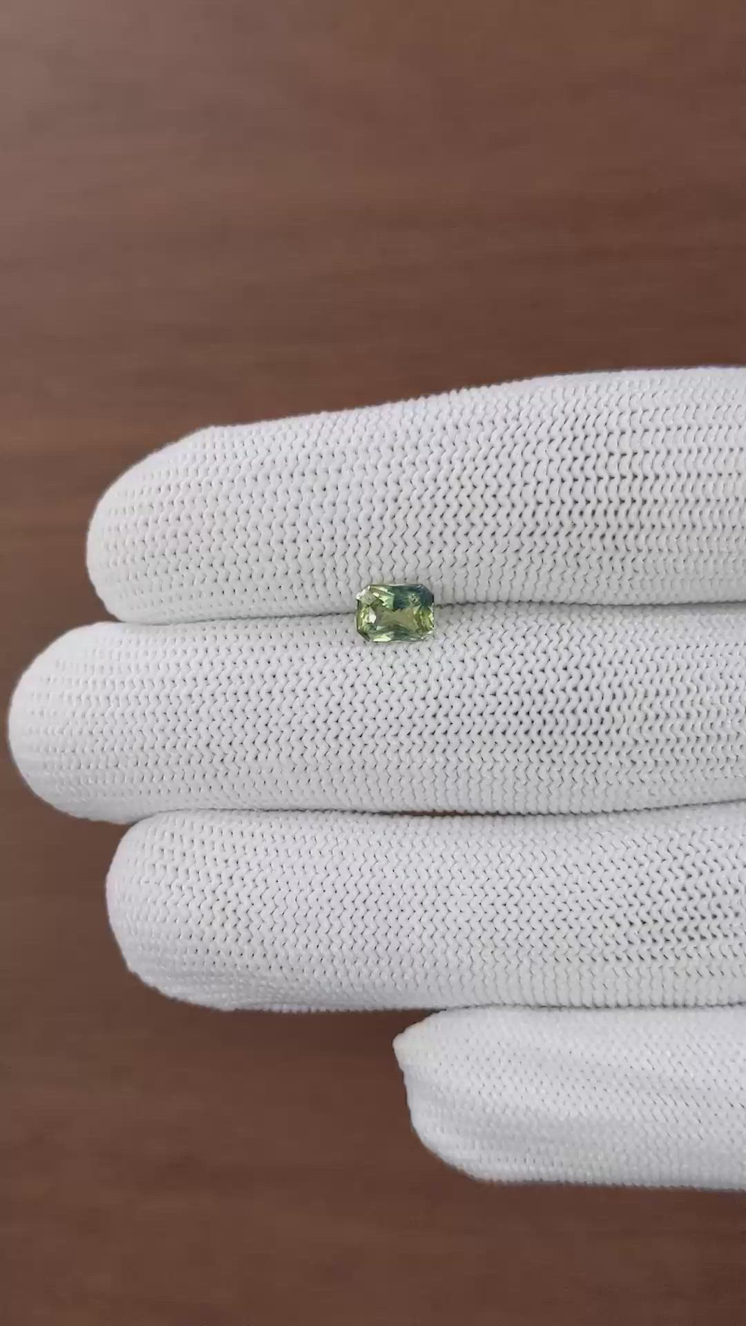 1.02 Ct. Bi Color / Parti Sapphire from Madagascar Size Video
