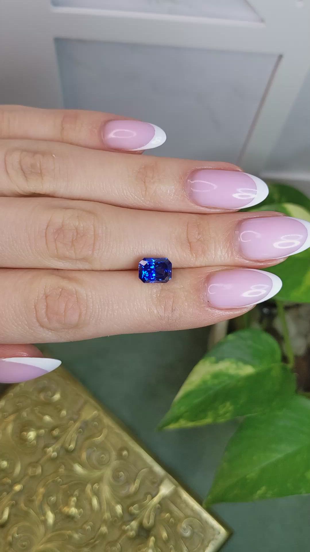 3.10 Ct. Blue Sapphire from Ceylon (Sri Lanka) Size Video