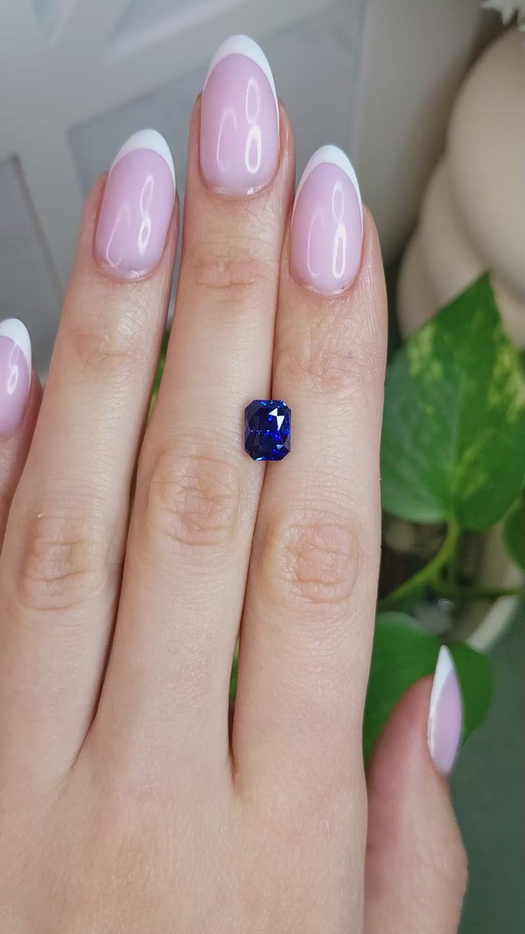 3.10 Ct. Blue Sapphire from Ceylon (Sri Lanka) Size Video