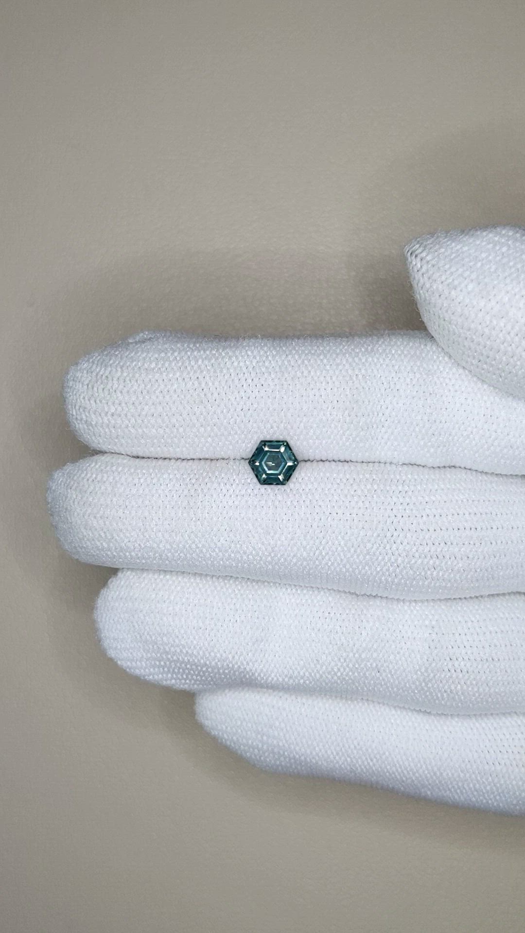 0.86 Ct. Bluish Green Sapphire from Montana Size Video