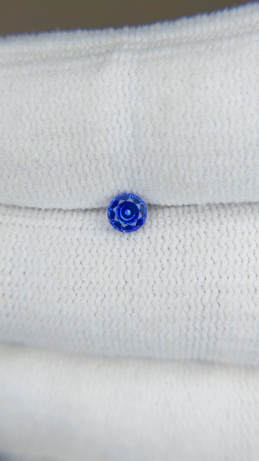 0.33 Ct. Blue Sapphire from Ceylon (Sri Lanka) Size Video