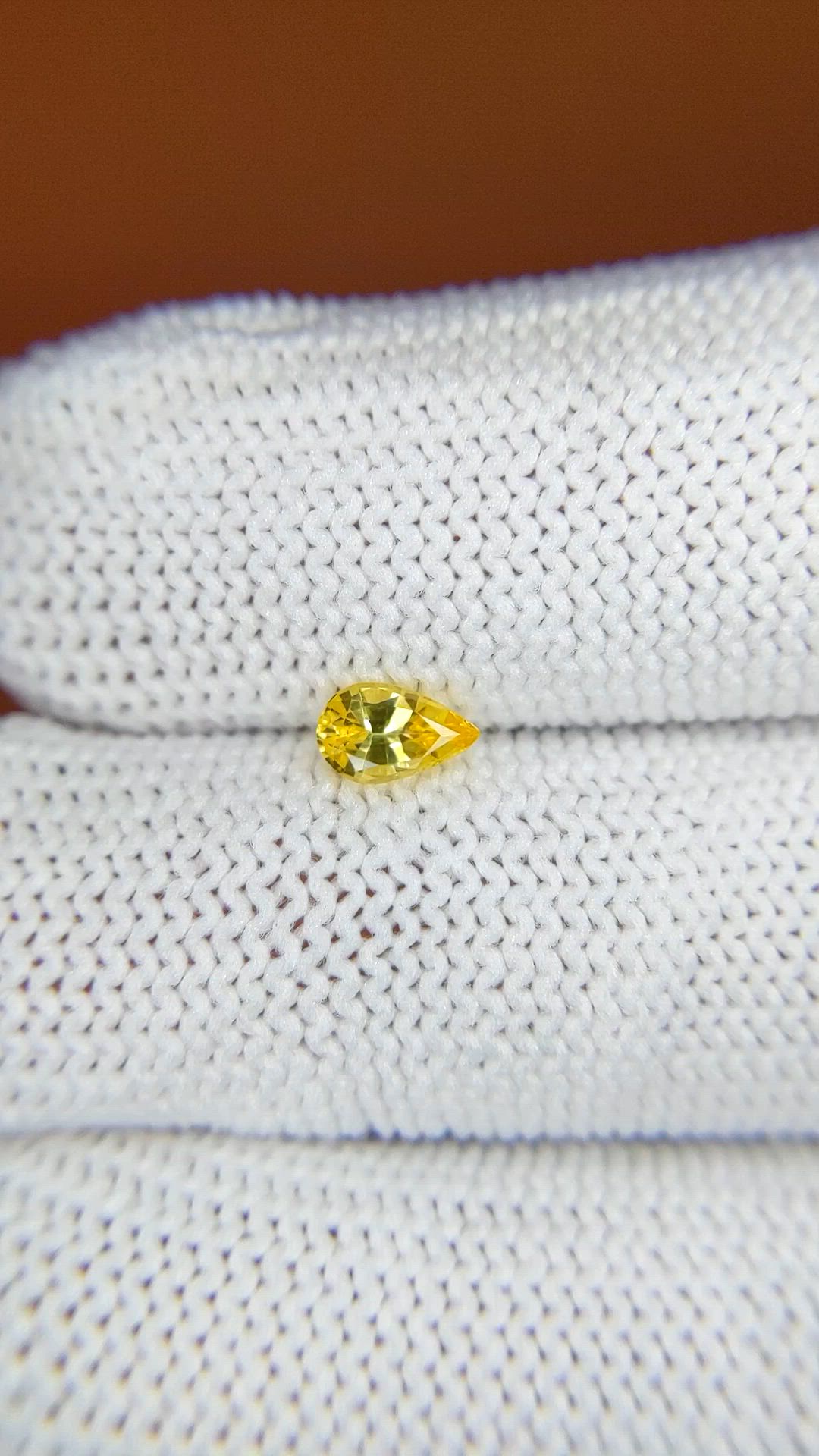 0.42 Ct. Yellow Sapphire from Ceylon (Sri Lanka) Size Video