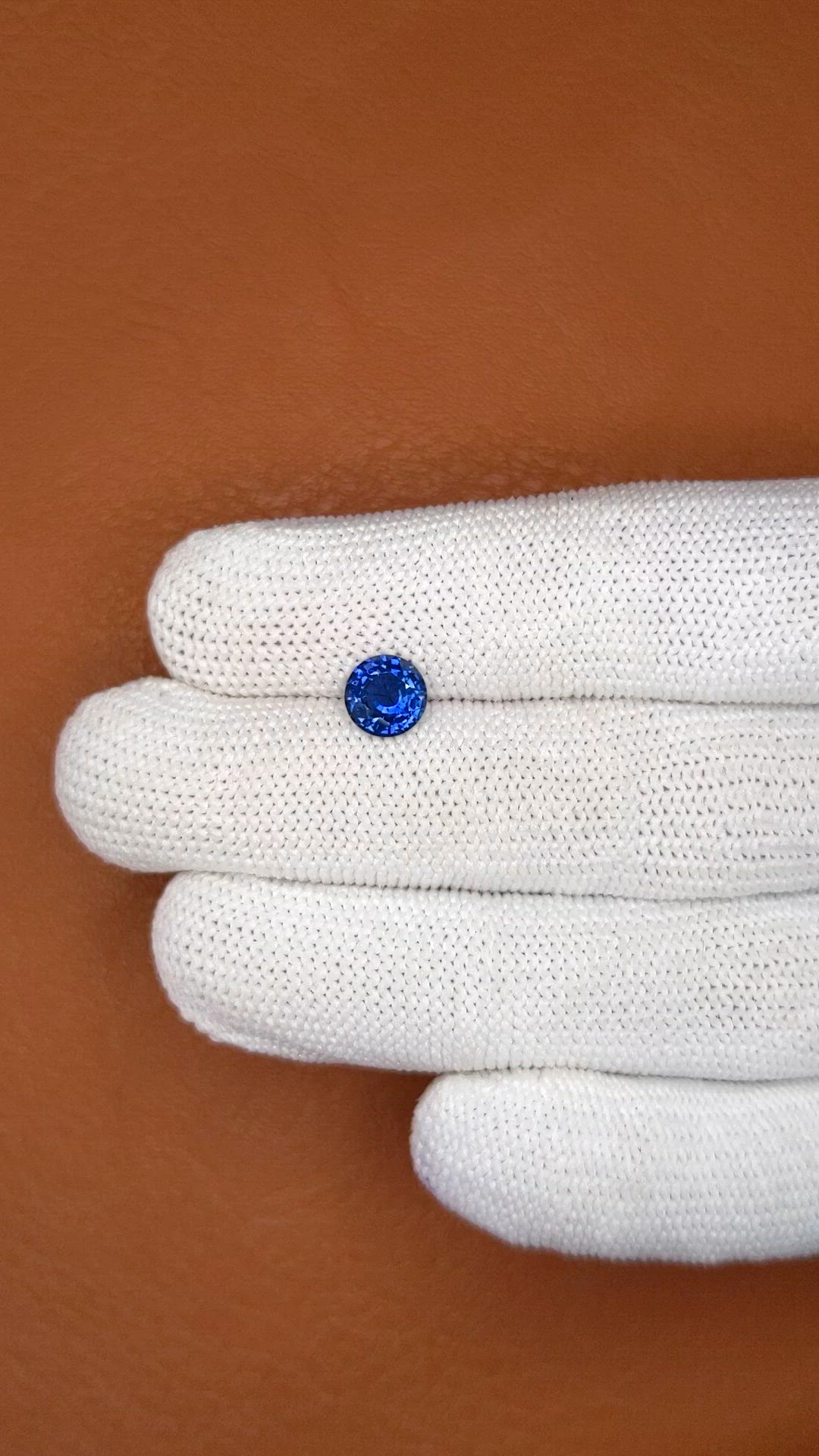 1.46 Ct. Blue Sapphire from Ceylon (Sri Lanka) Size Video