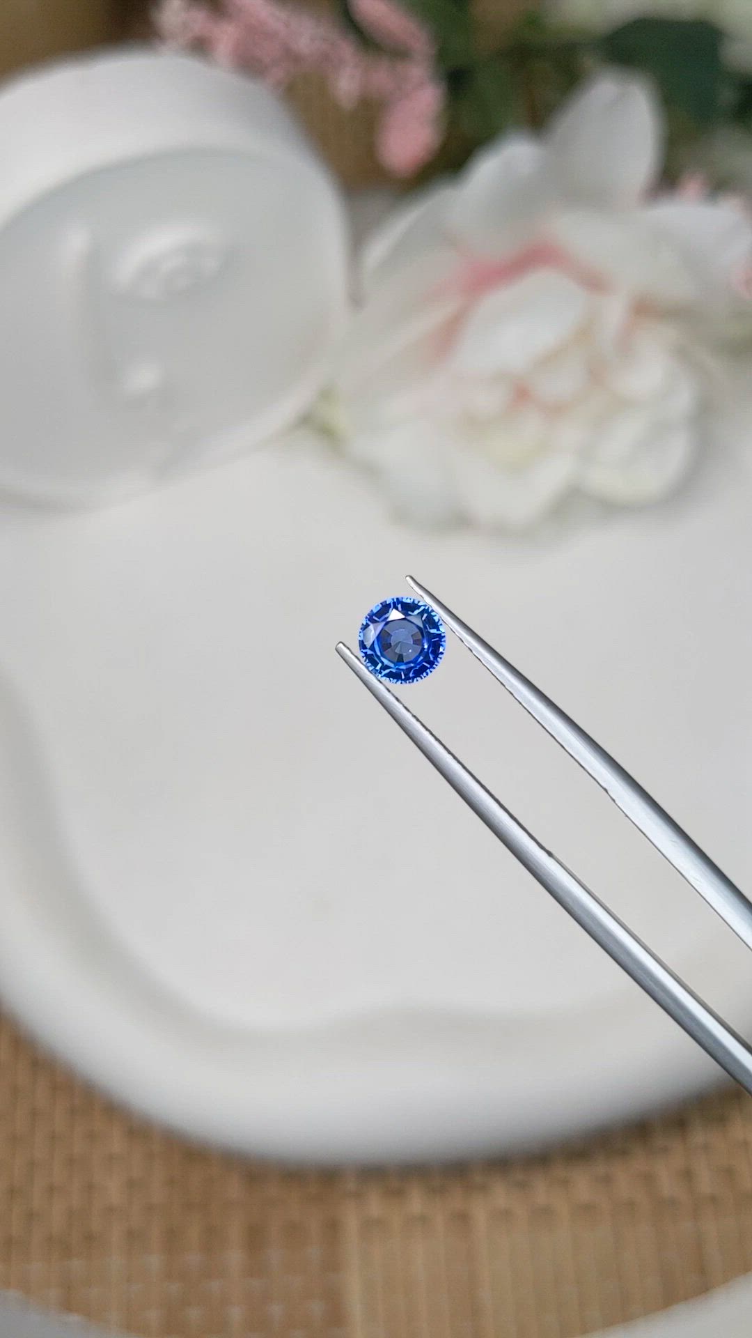 0.89 Ct. Blue Sapphire from Ceylon (Sri Lanka) Size Video