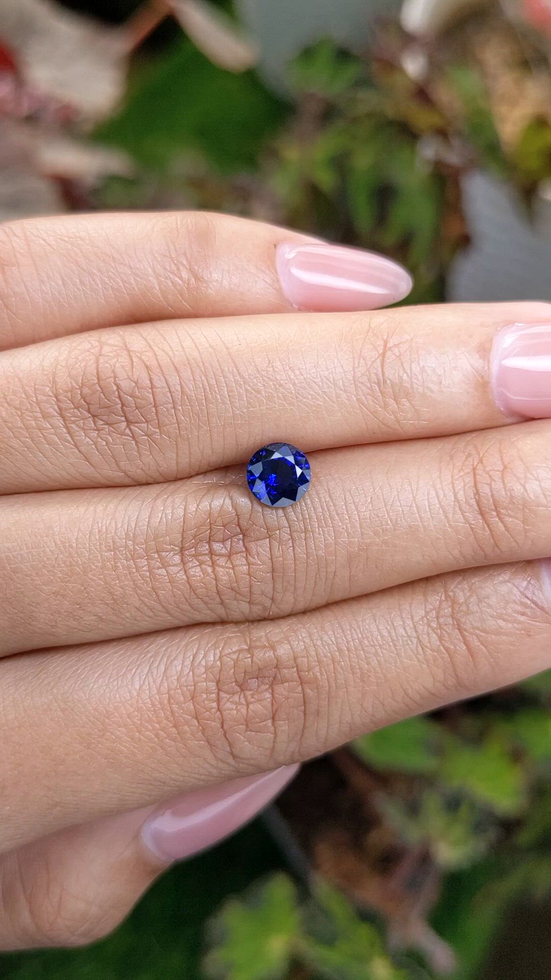 1.09 Ct. Blue Sapphire from Ceylon (Sri Lanka) Size Video