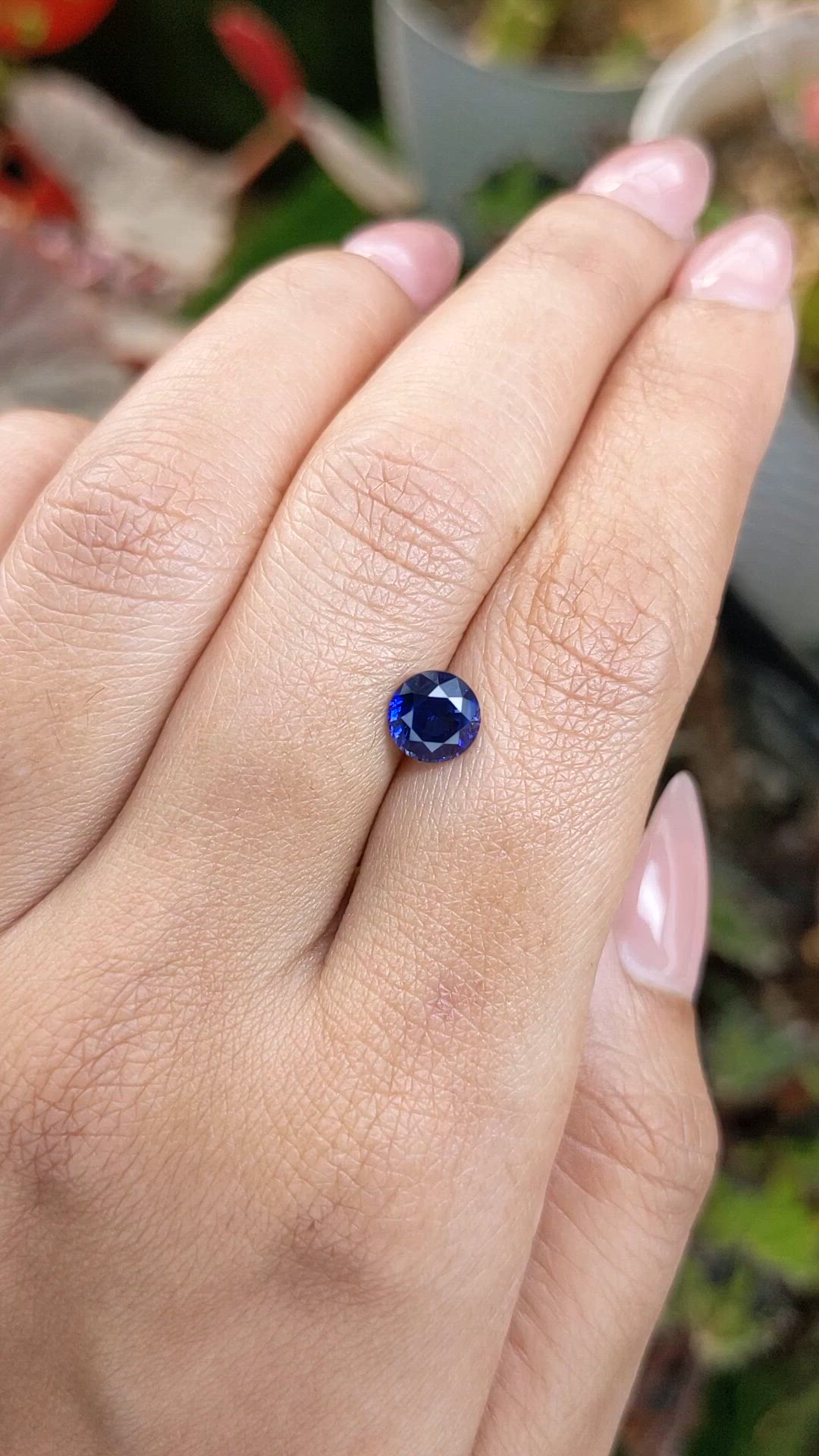1.48 Ct. Blue Sapphire from Ceylon (Sri Lanka) Size Video