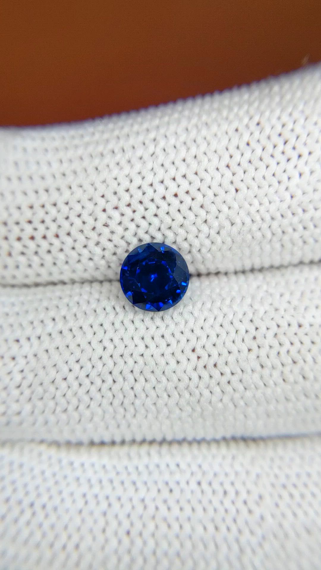 1.48 Ct. Blue Sapphire from Ceylon (Sri Lanka) Size Video