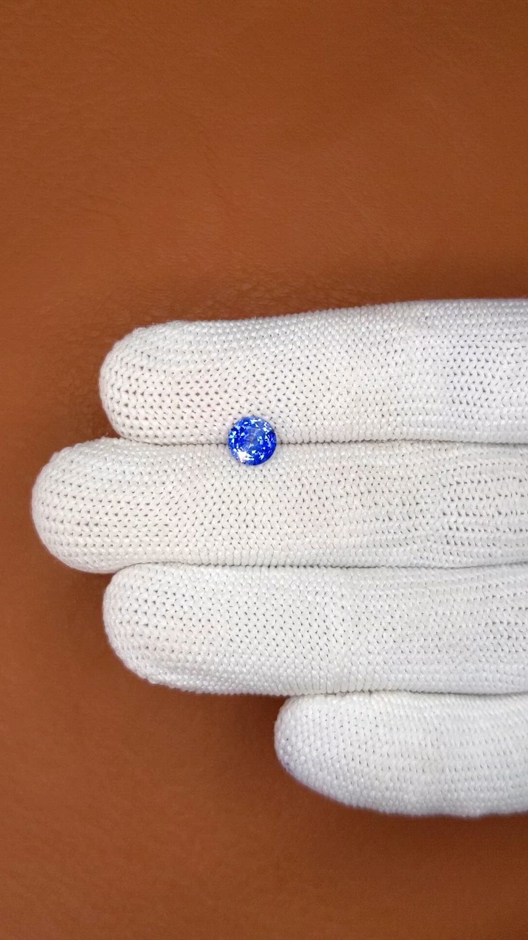 0.96 Ct. Blue Sapphire from Ceylon (Sri Lanka) Size Video
