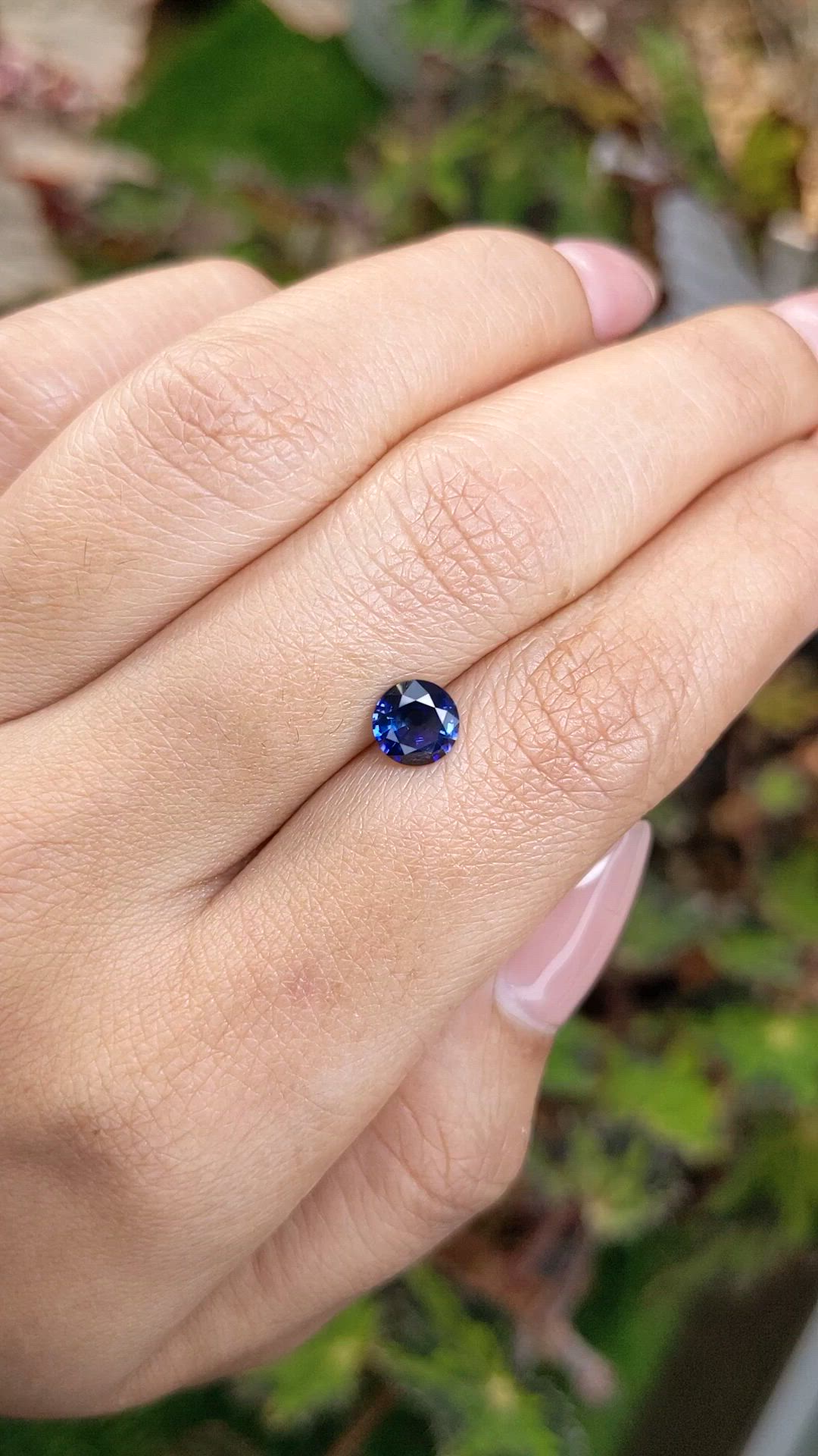 0.97 Ct. Blue Sapphire from Ceylon (Sri Lanka) Size Video
