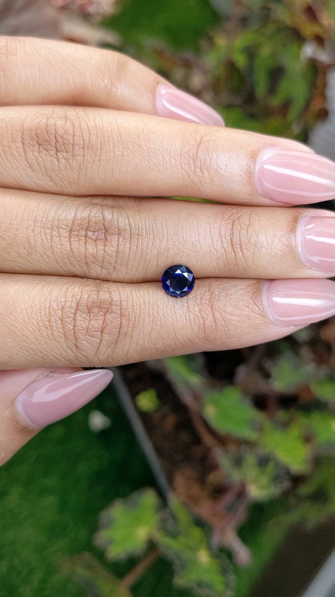 0.97 Ct. Blue Sapphire from Ceylon (Sri Lanka) Size Video