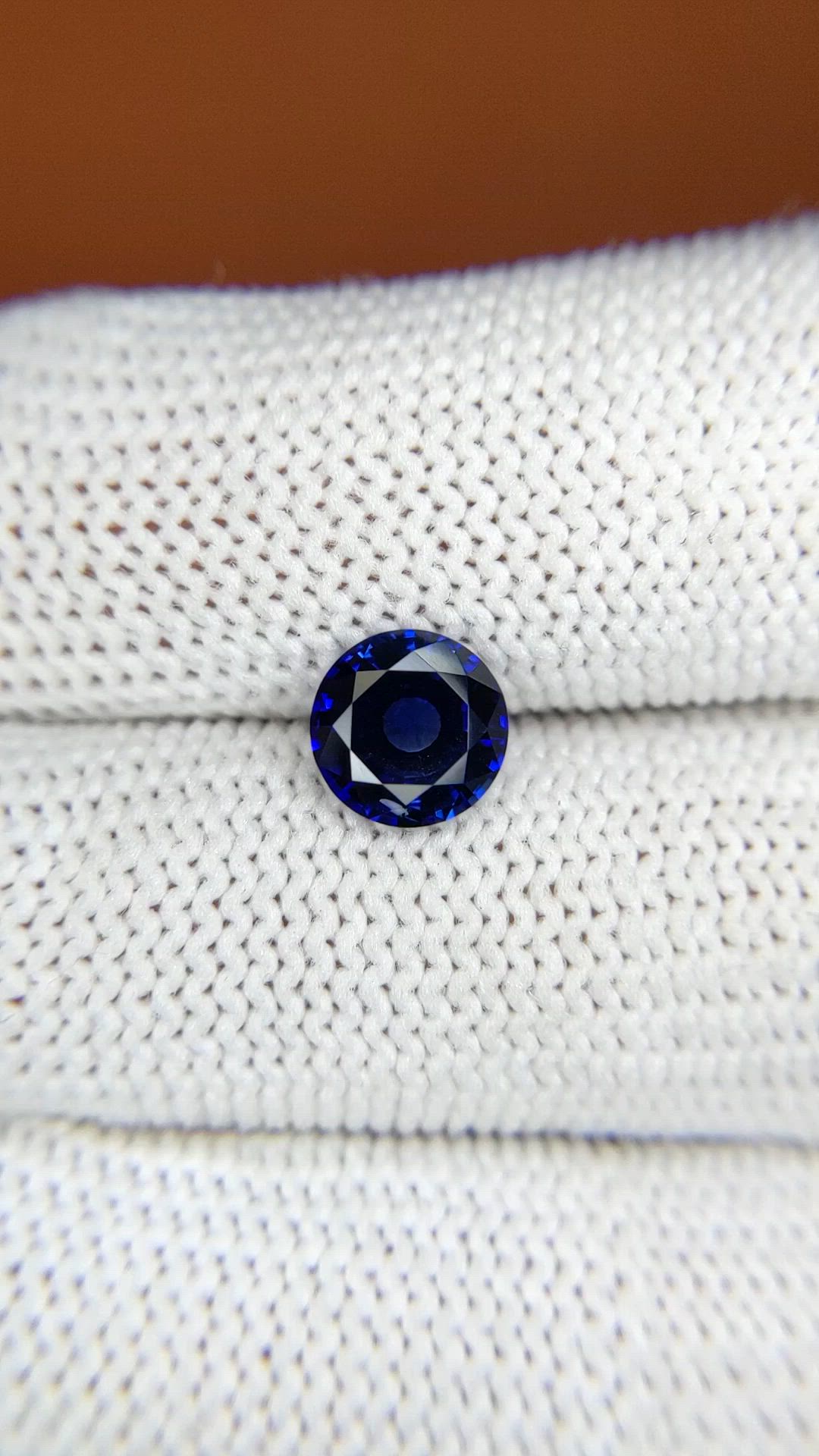 1.60 Ct. Blue Sapphire from Ceylon (Sri Lanka) Size Video