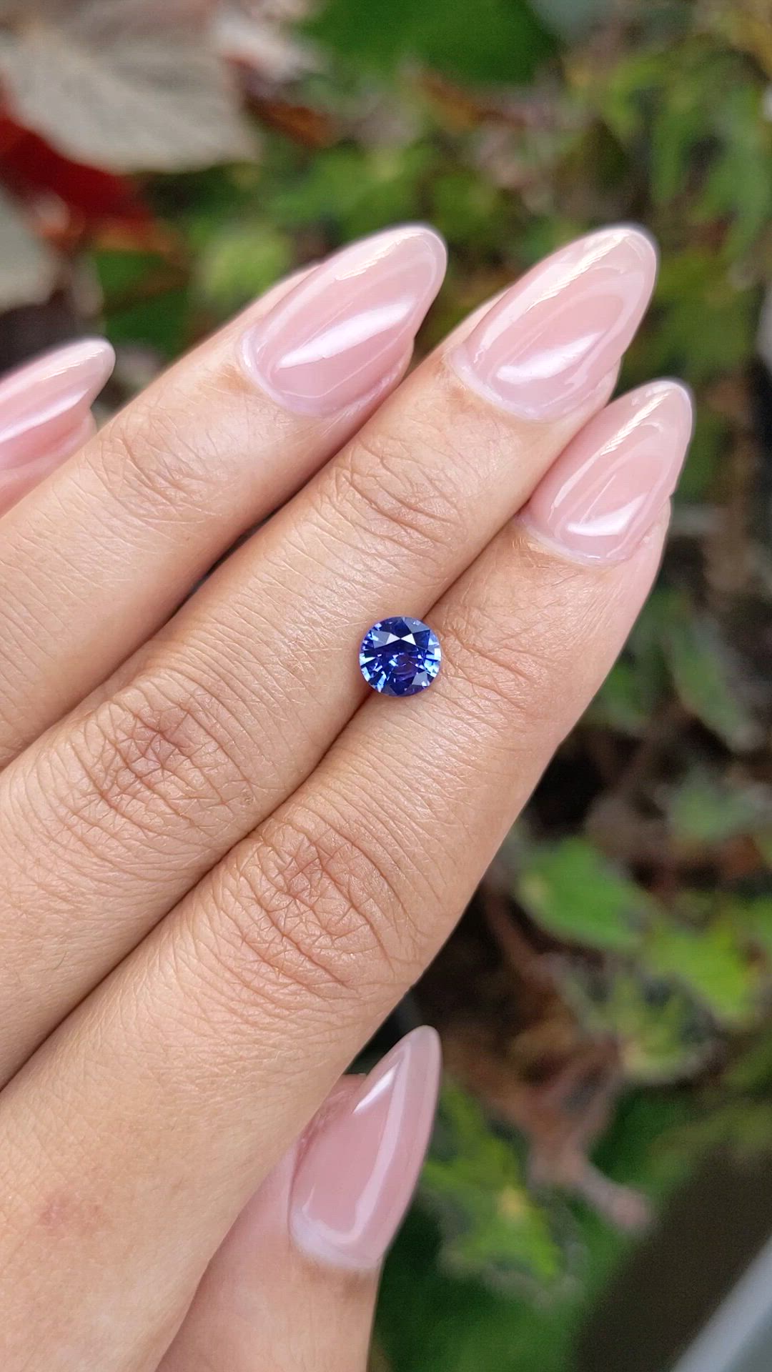 1.00 Ct. Blue Sapphire from Ceylon (Sri Lanka) Size Video