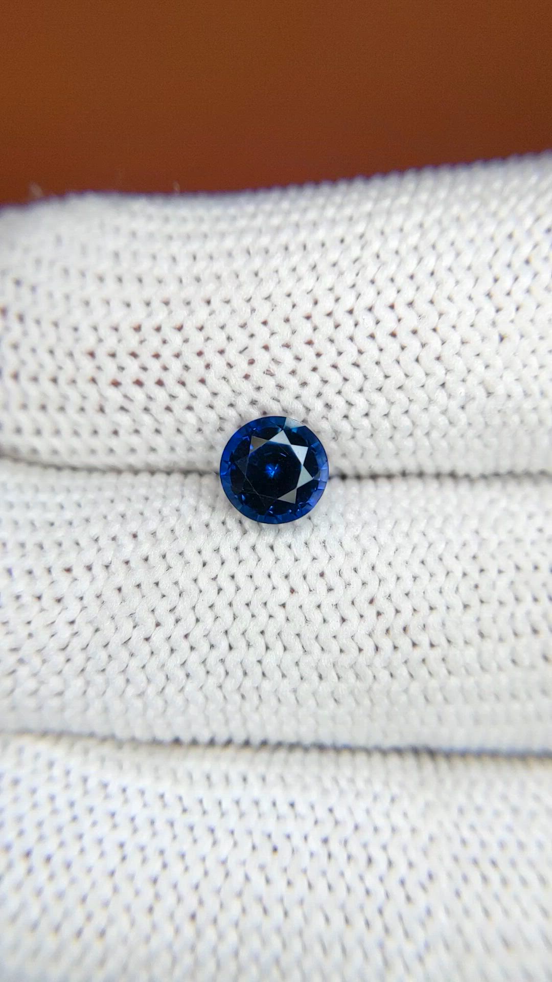 1.22 Ct. Blue Sapphire from Ceylon (Sri Lanka) Size Video