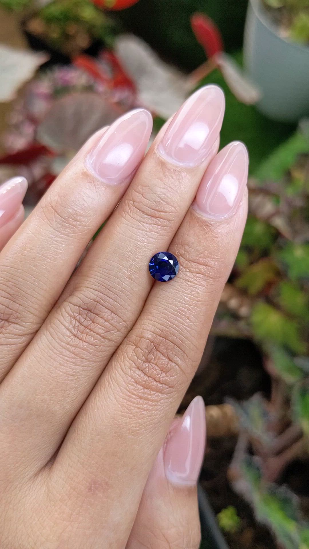 0.95 Ct. Blue Sapphire from Ceylon (Sri Lanka) Size Video