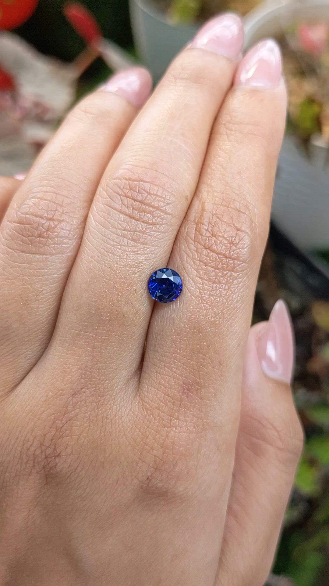 1.33 Ct. Blue Sapphire from Ceylon (Sri Lanka) Size Video