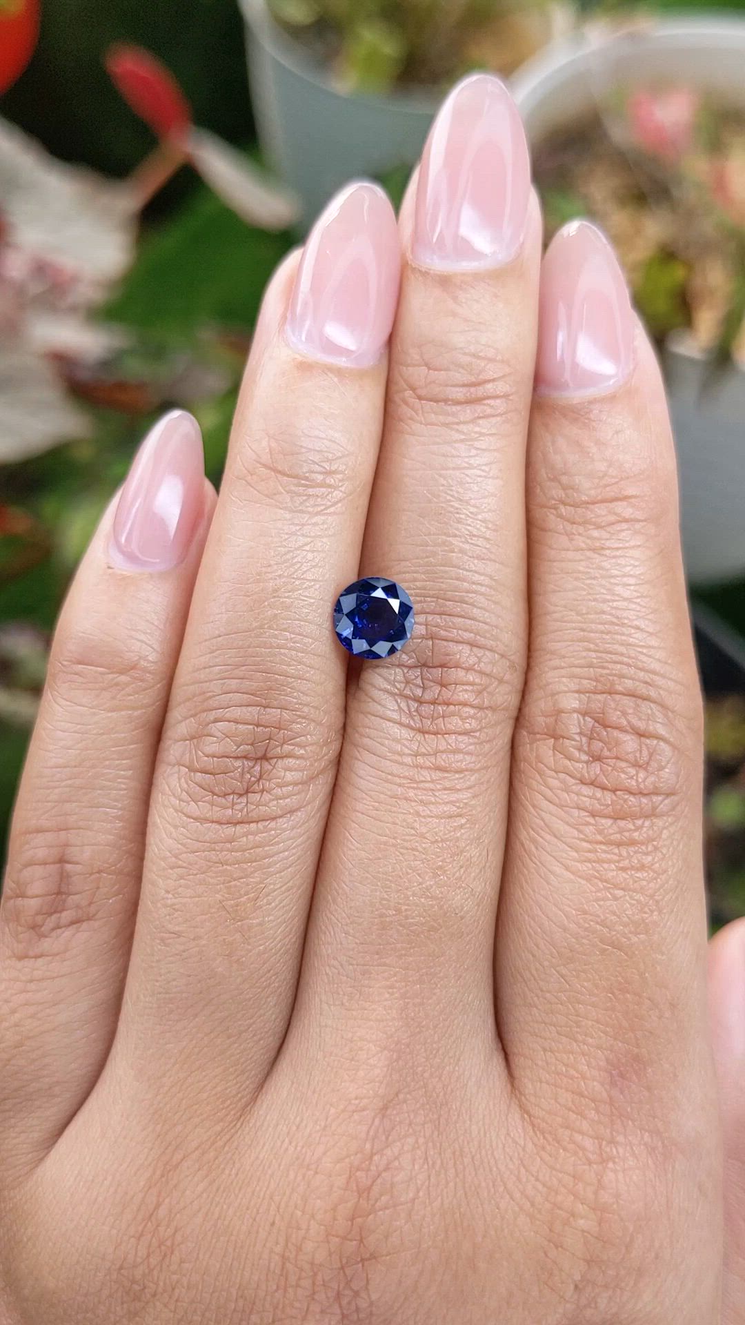 1.47 Ct. Blue Sapphire from Ceylon (Sri Lanka) Size Video