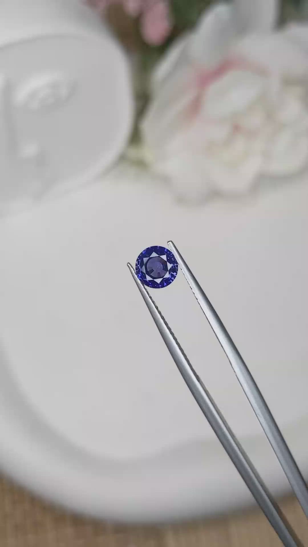 0.85 Ct. Purplish Blue Sapphire from Ceylon (Sri Lanka) Size Video