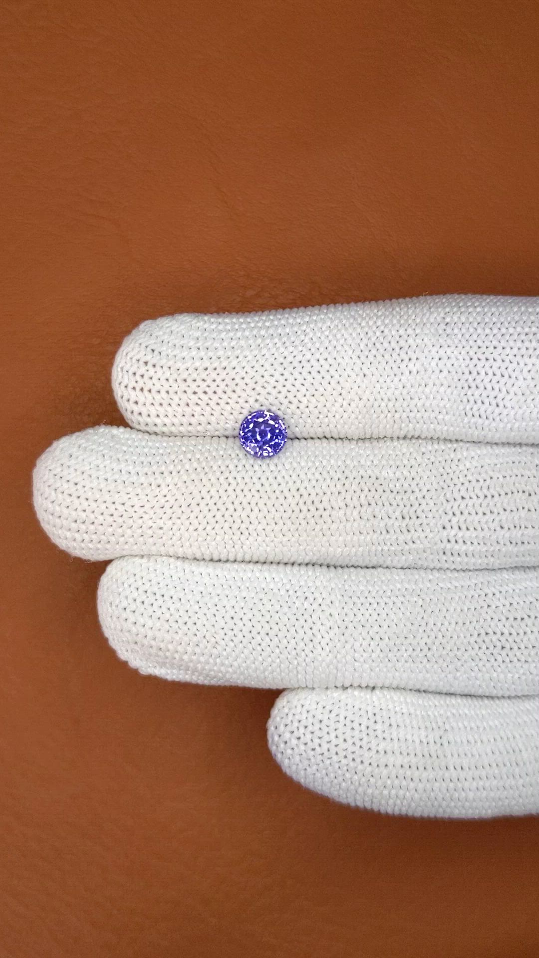 1.04 Ct. Purplish Blue Sapphire from Ceylon (Sri Lanka) Size Video