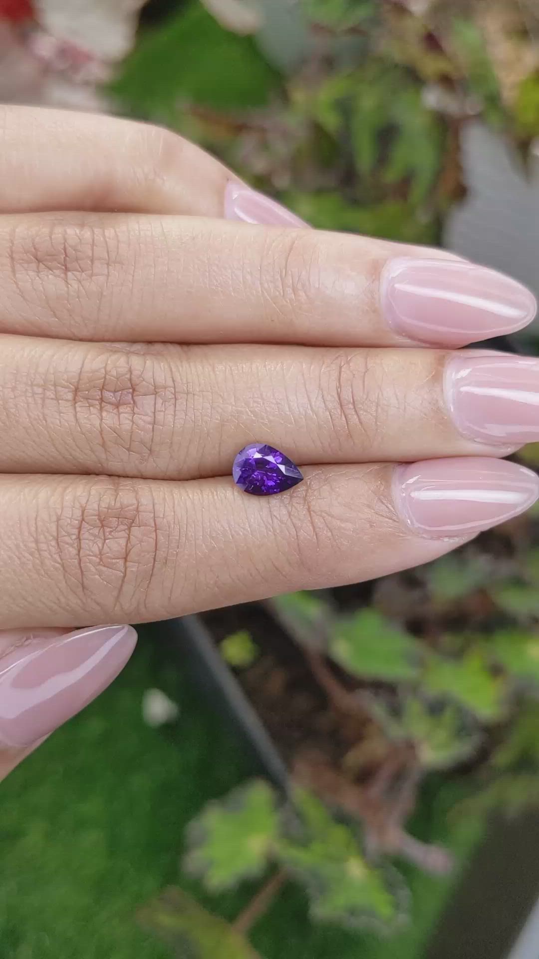0.75 Ct. Bluish Purple Sapphire from Ceylon (Sri Lanka) Size Video