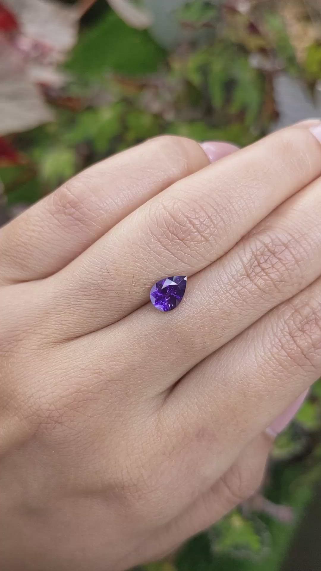 0.75 Ct. Bluish Purple Sapphire from Ceylon (Sri Lanka) Size Video